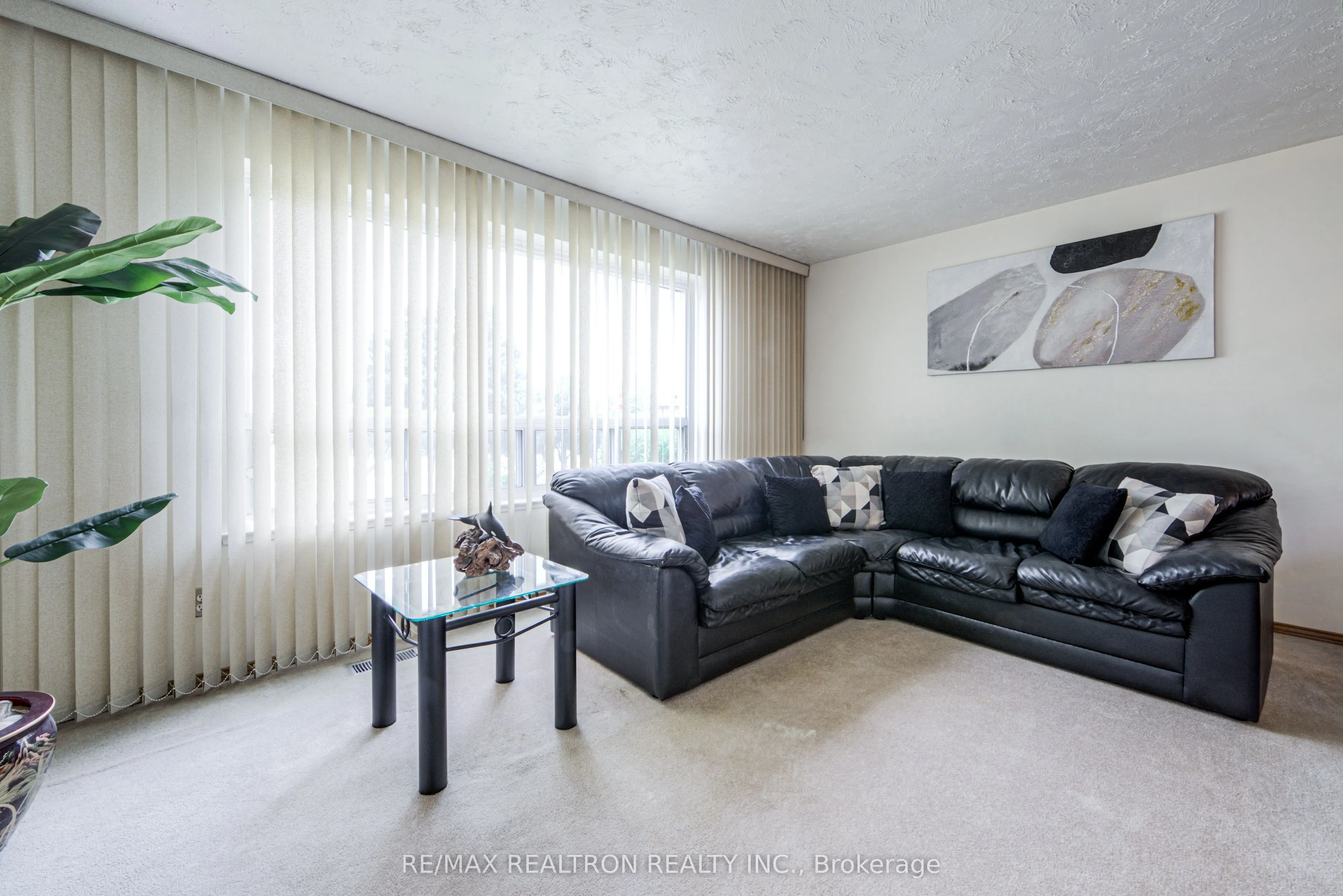 62 Hullmar Drive