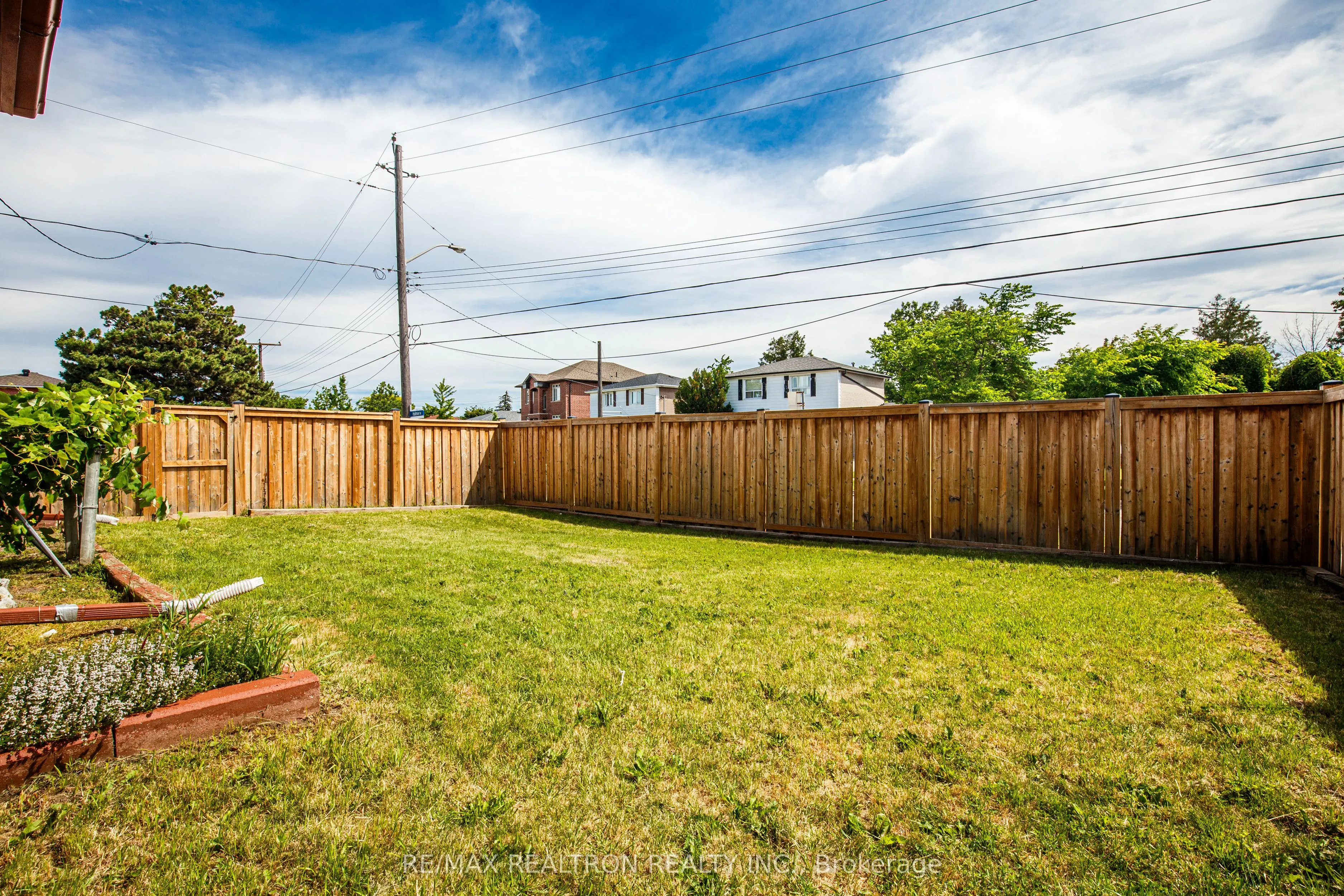 62 Hullmar Drive