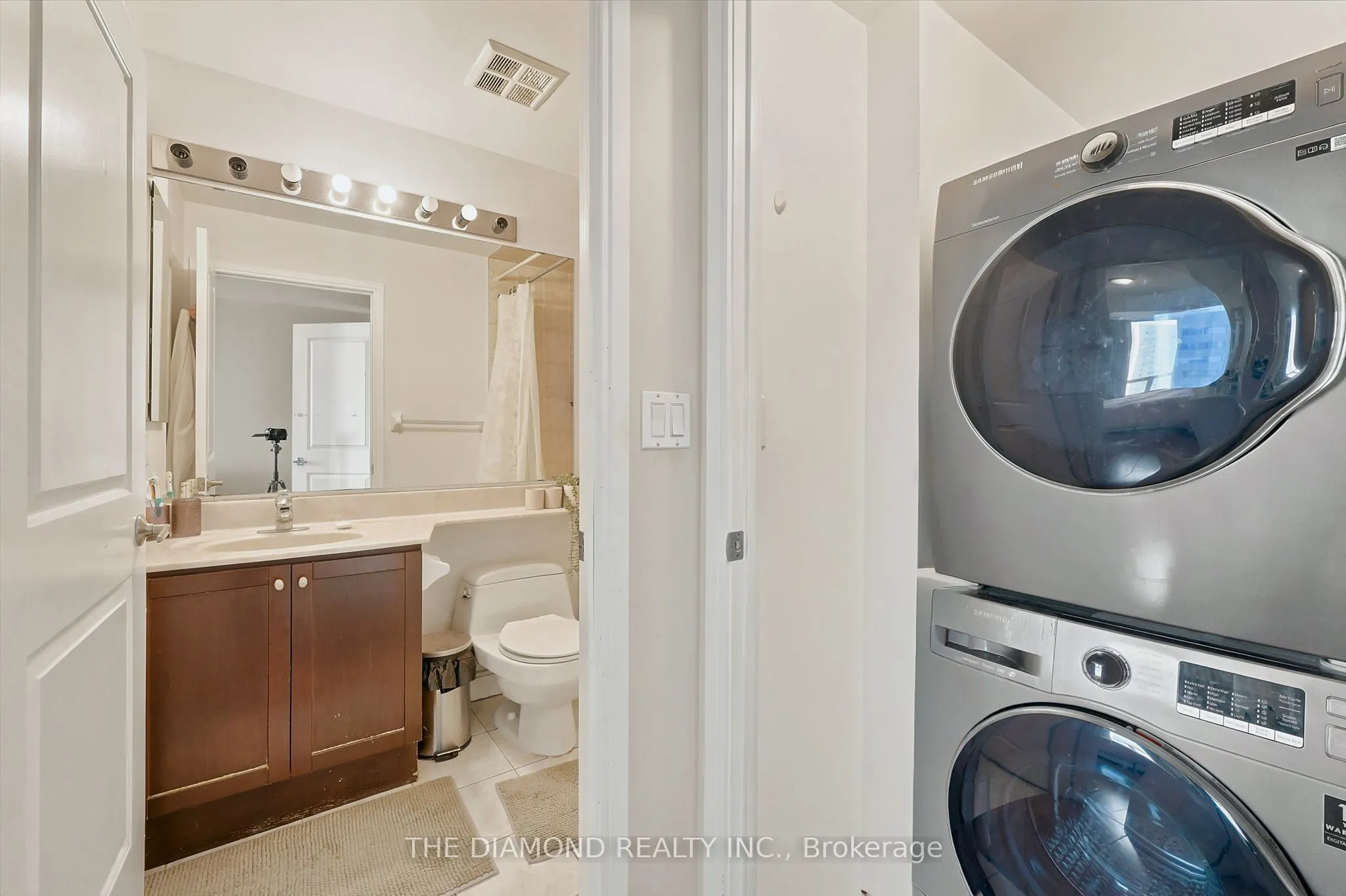 90 Absolute Avenue #1505
