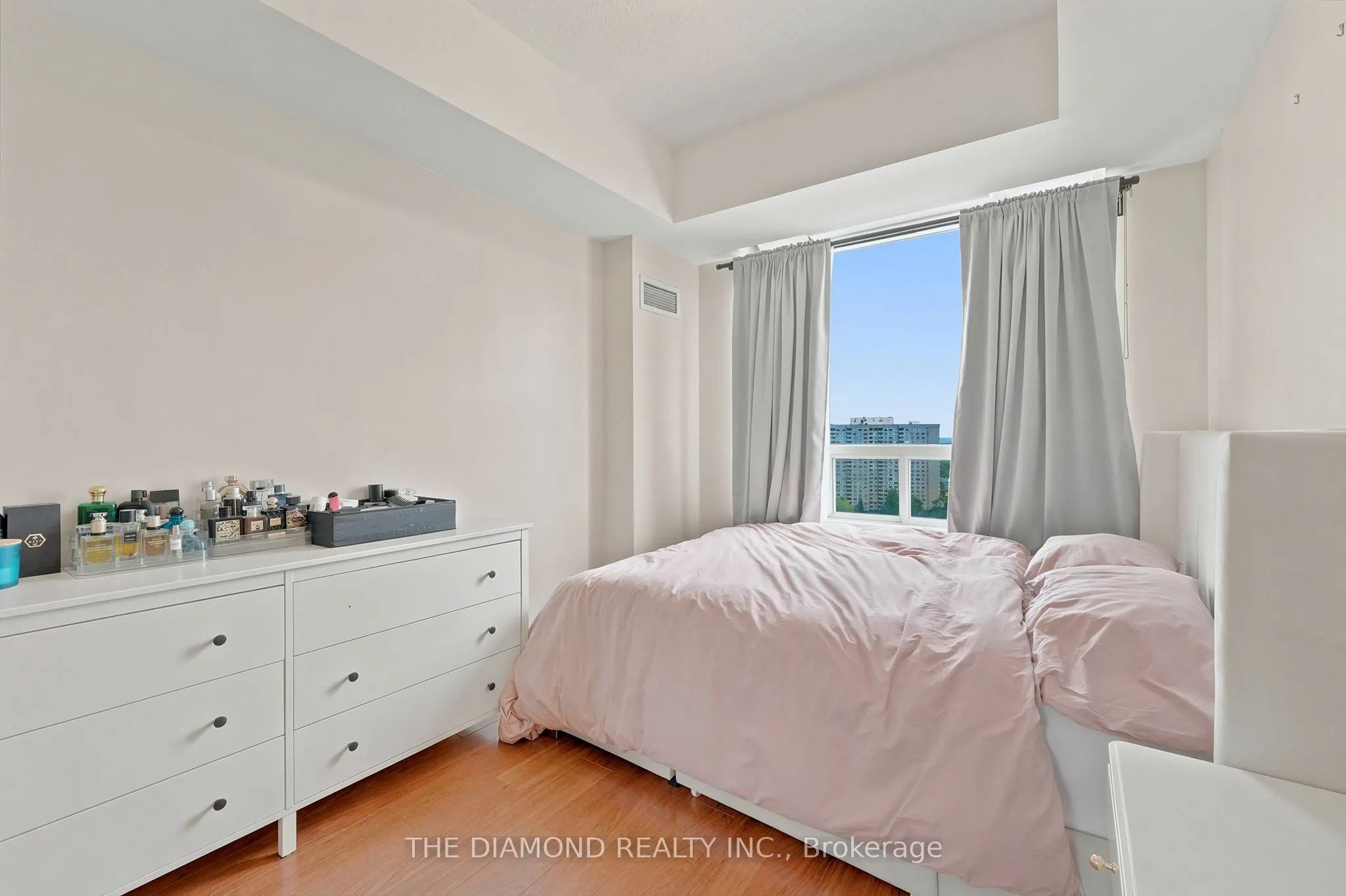 90 Absolute Avenue #1505
