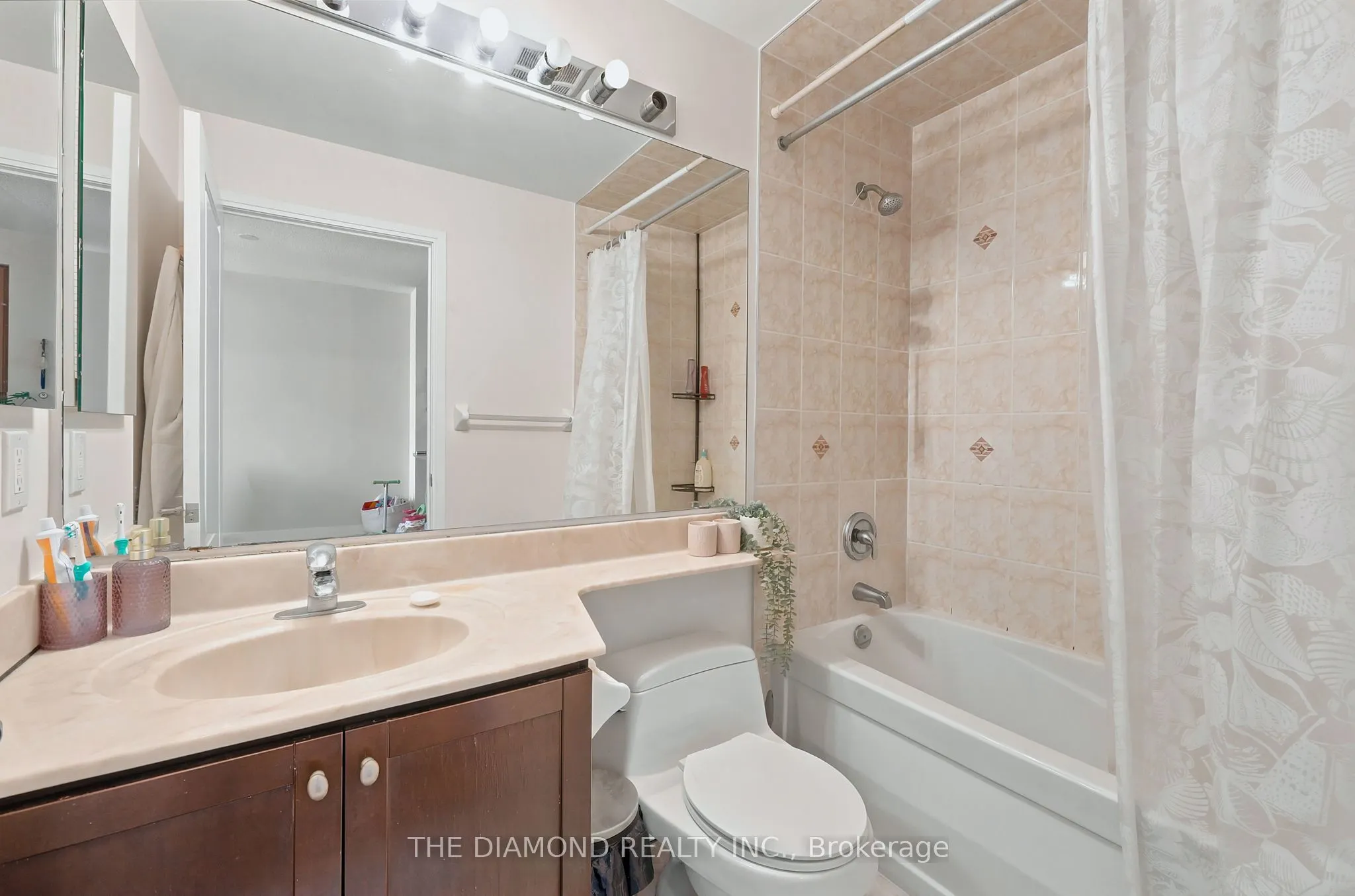 90 Absolute Avenue #1505