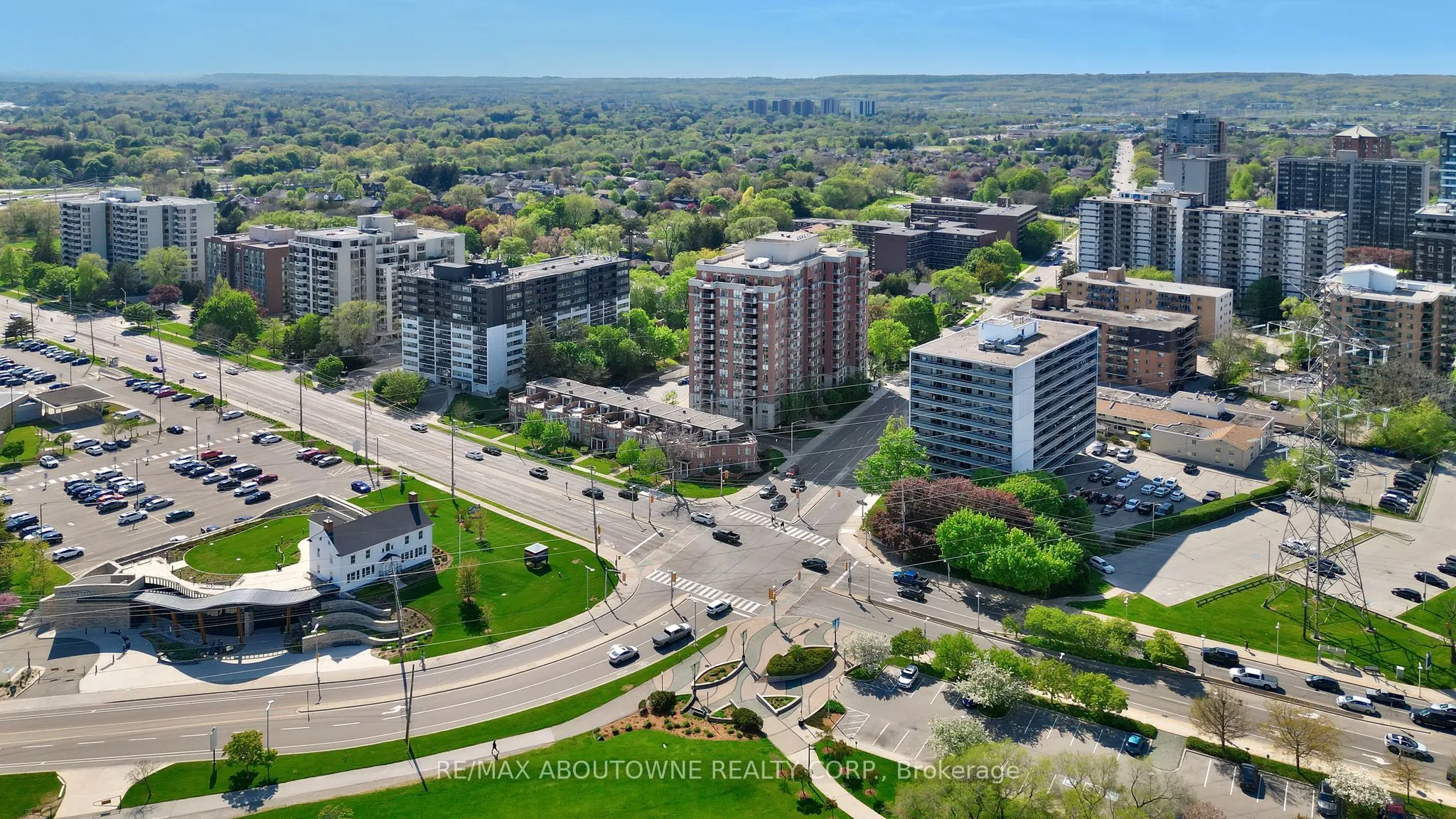 442 Maple Avenue #606