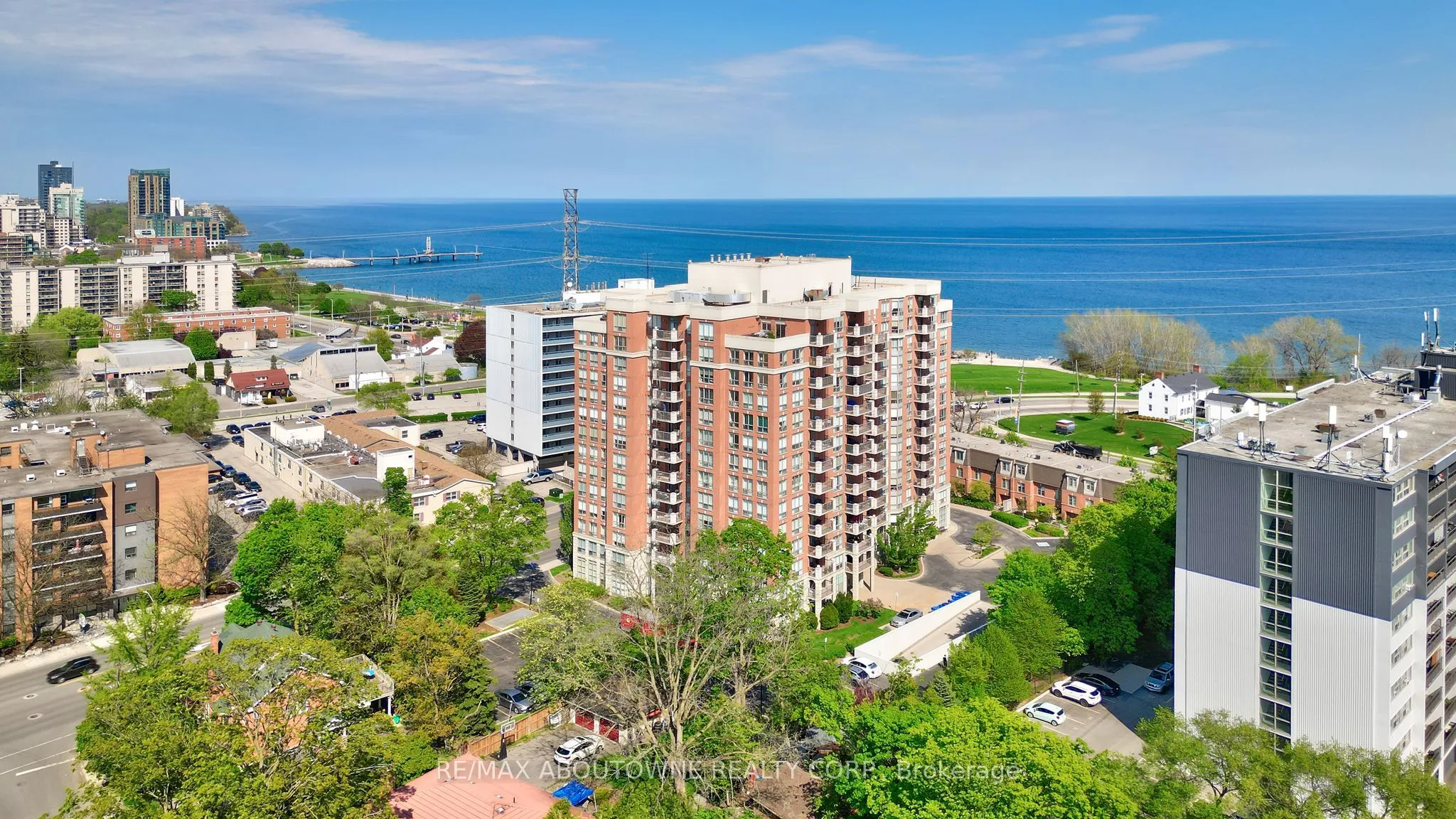 442 Maple Avenue #606