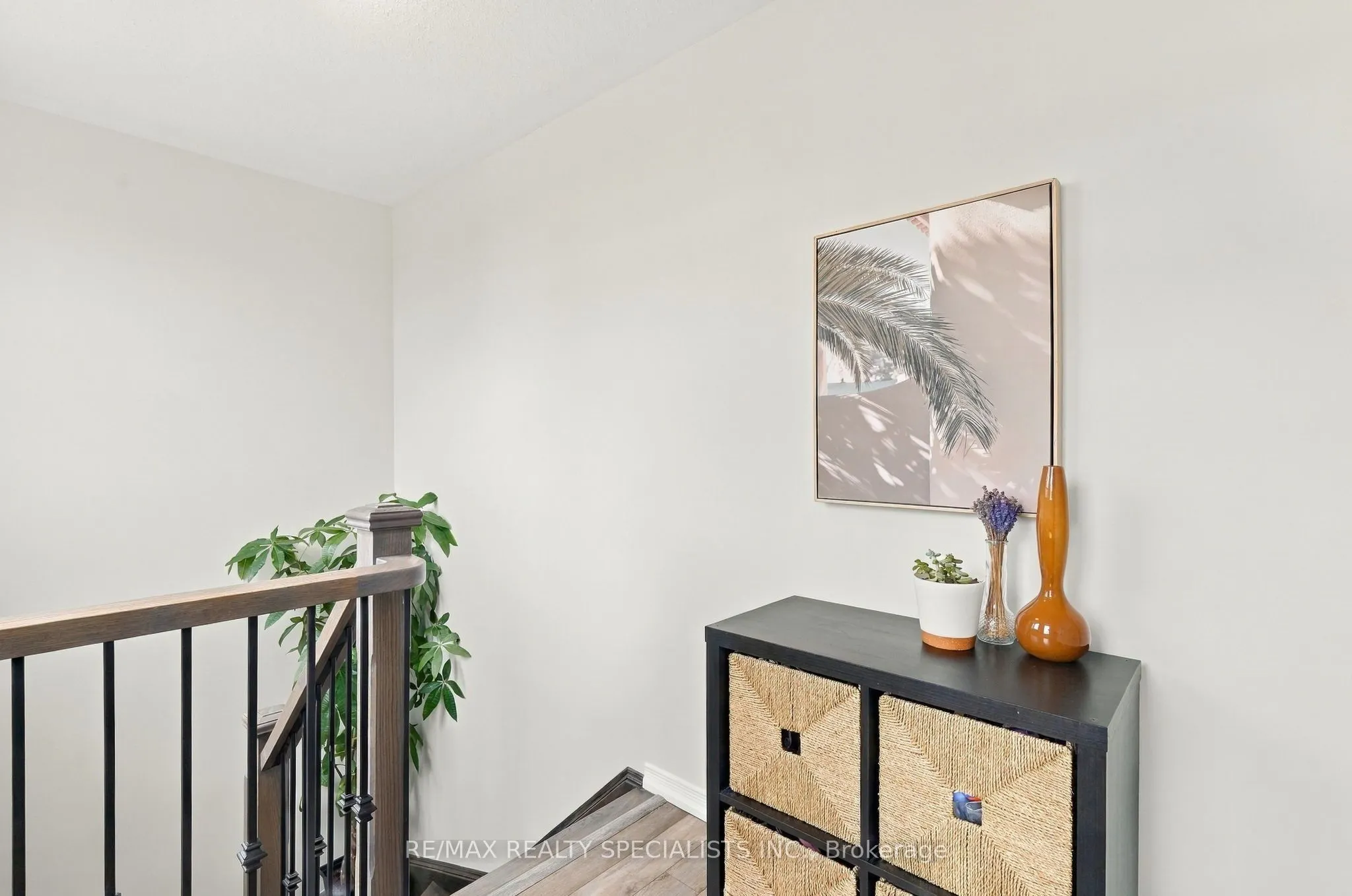 24 Fieldway Road #5