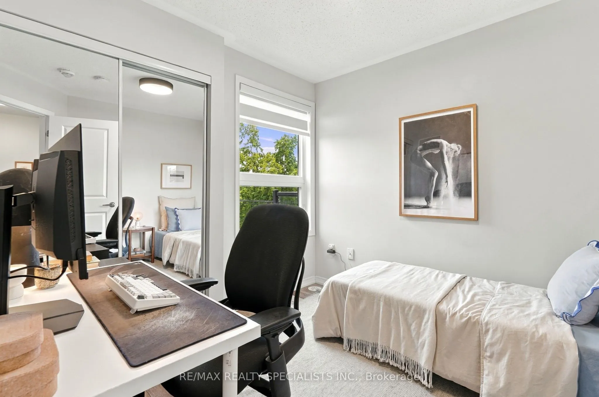 24 Fieldway Road #5
