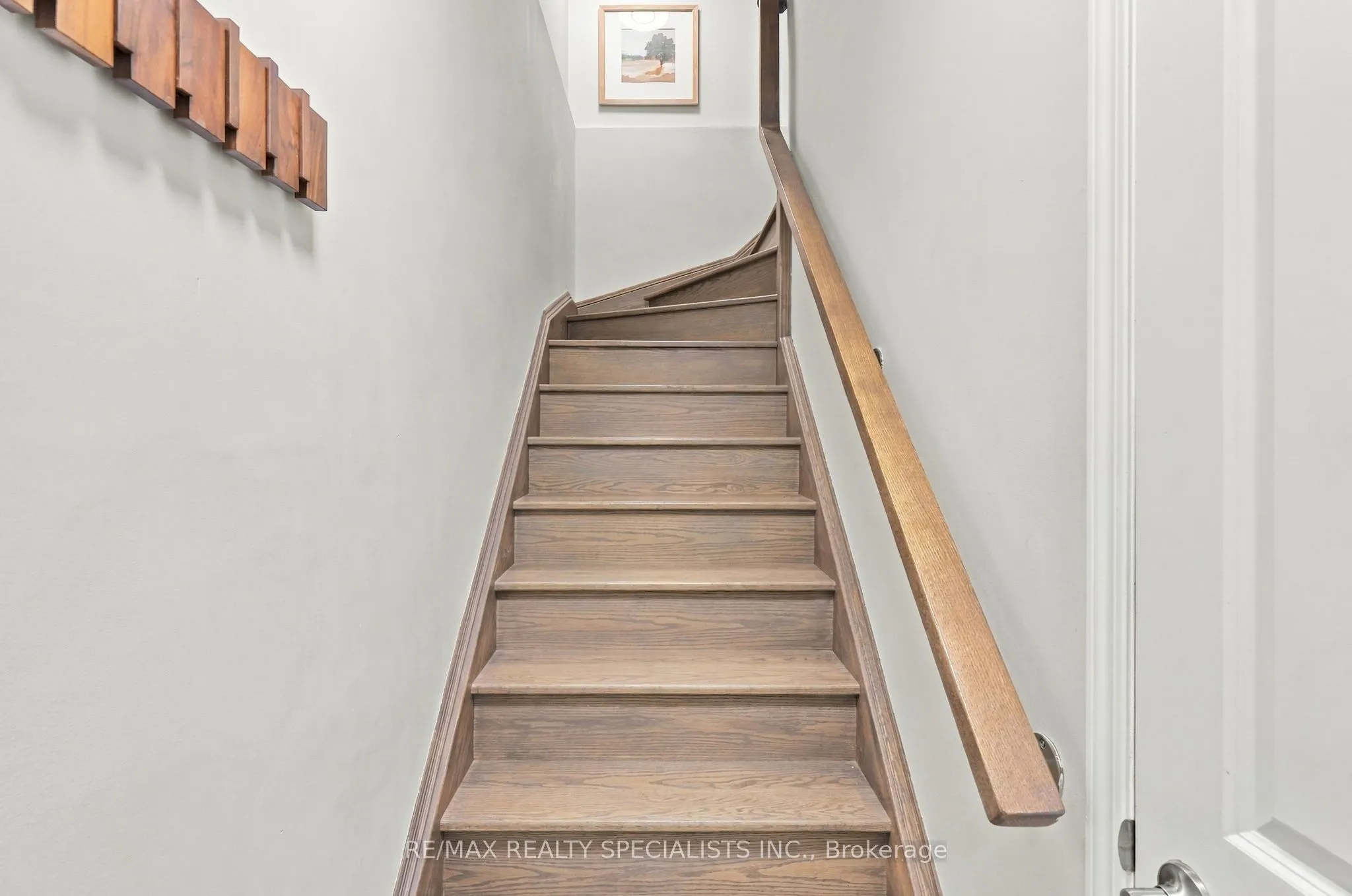 24 Fieldway Road #5