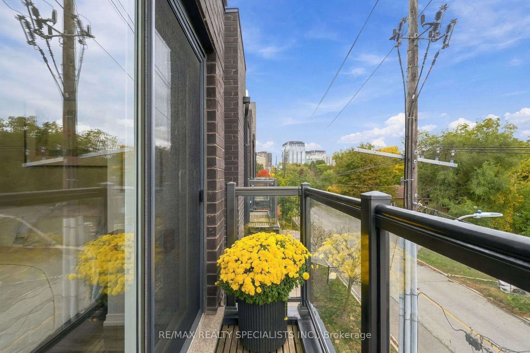 24 Fieldway Road #5