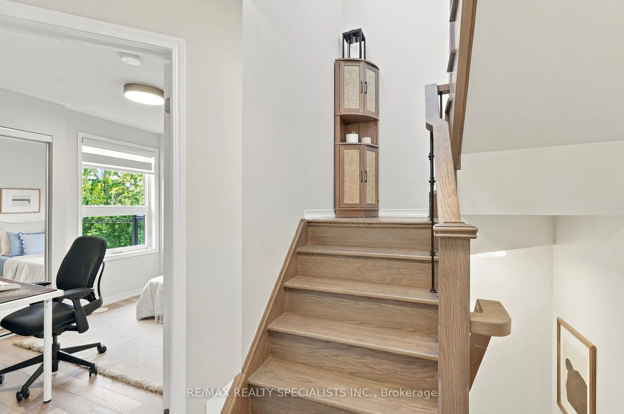 24 Fieldway Road #5