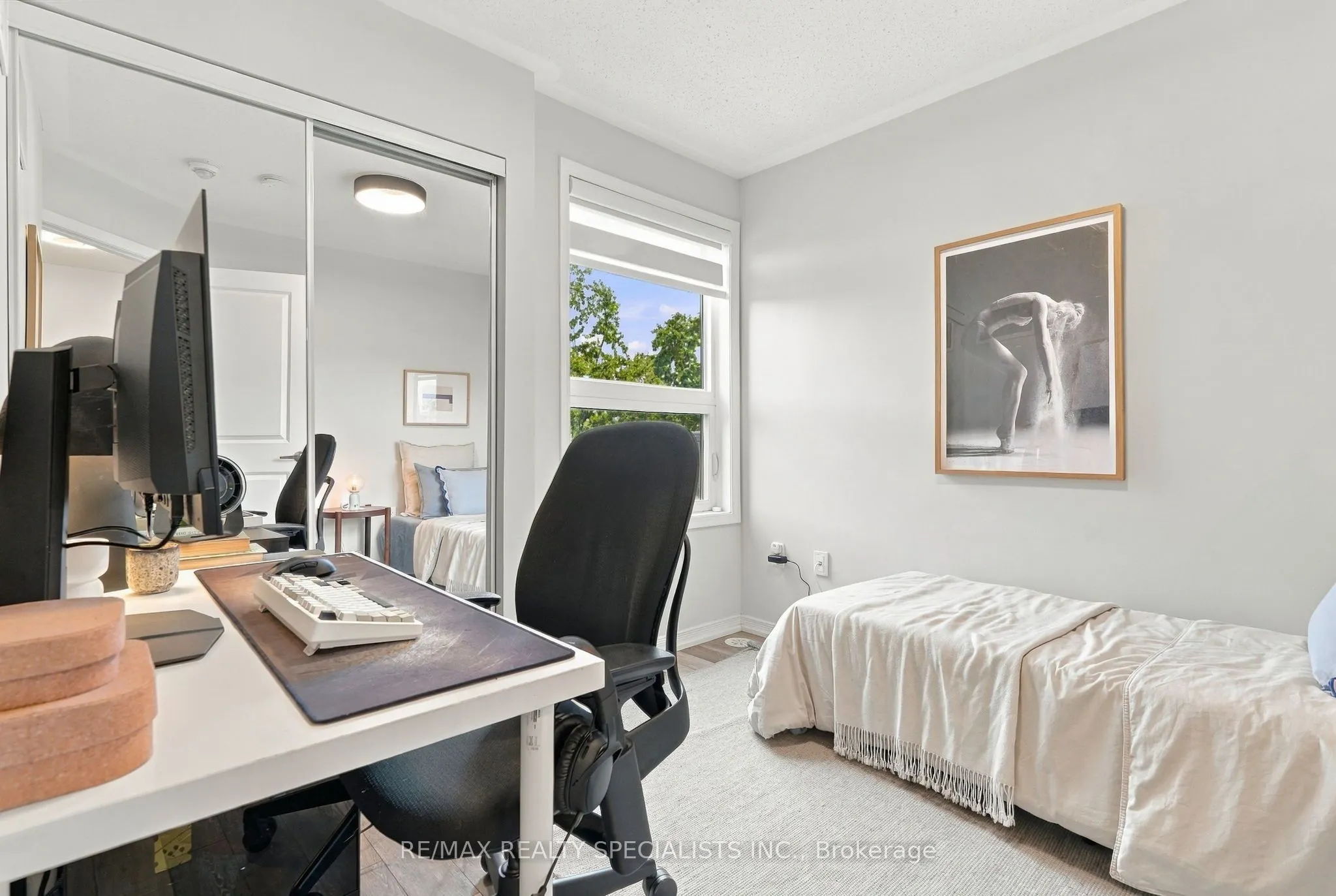 24 Fieldway Road #5