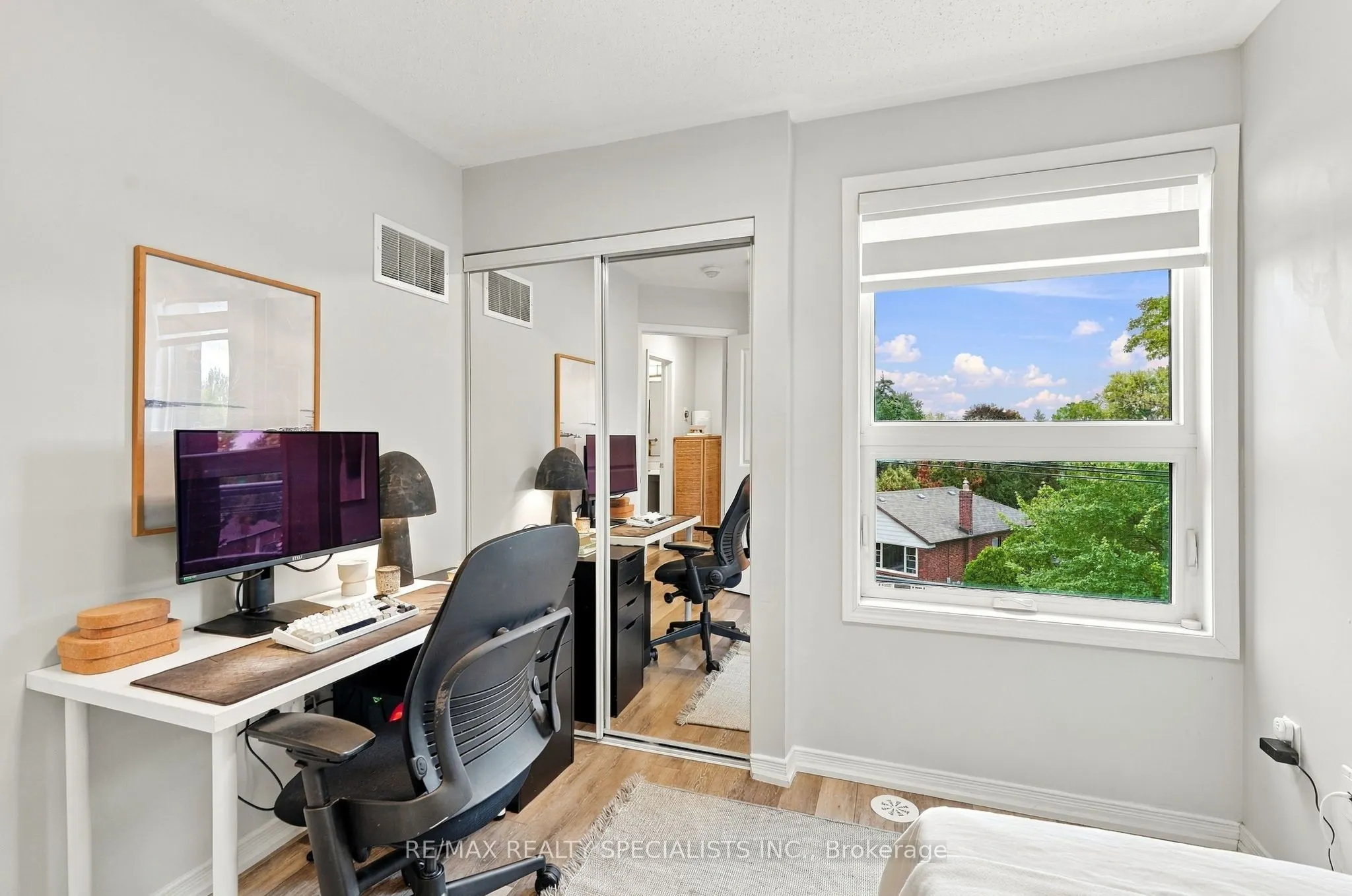24 Fieldway Road #5