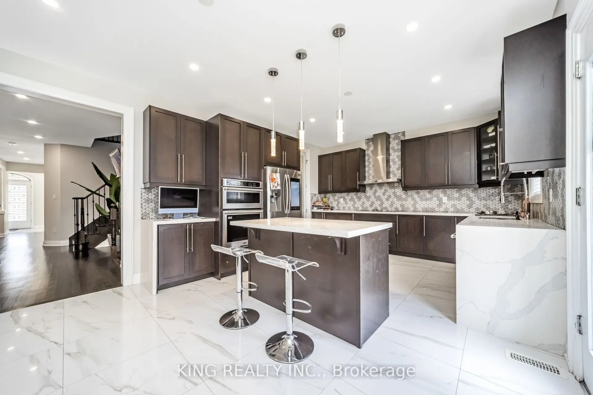 11 Malpass Street