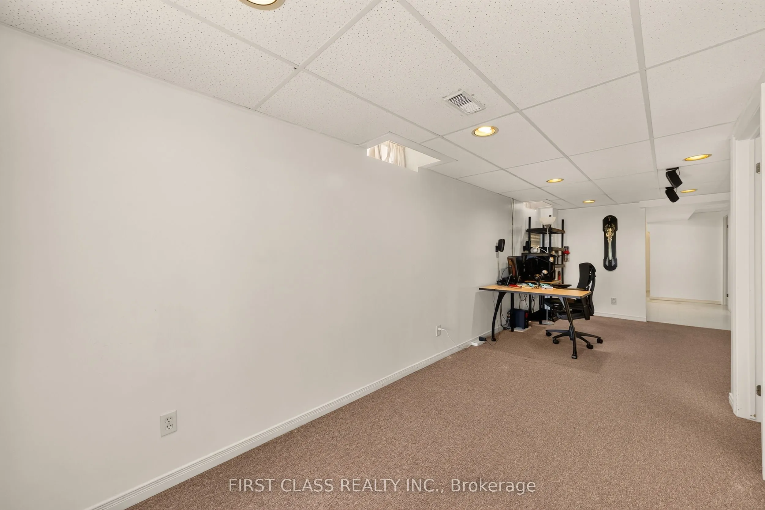38 Pacific Wind Crescent