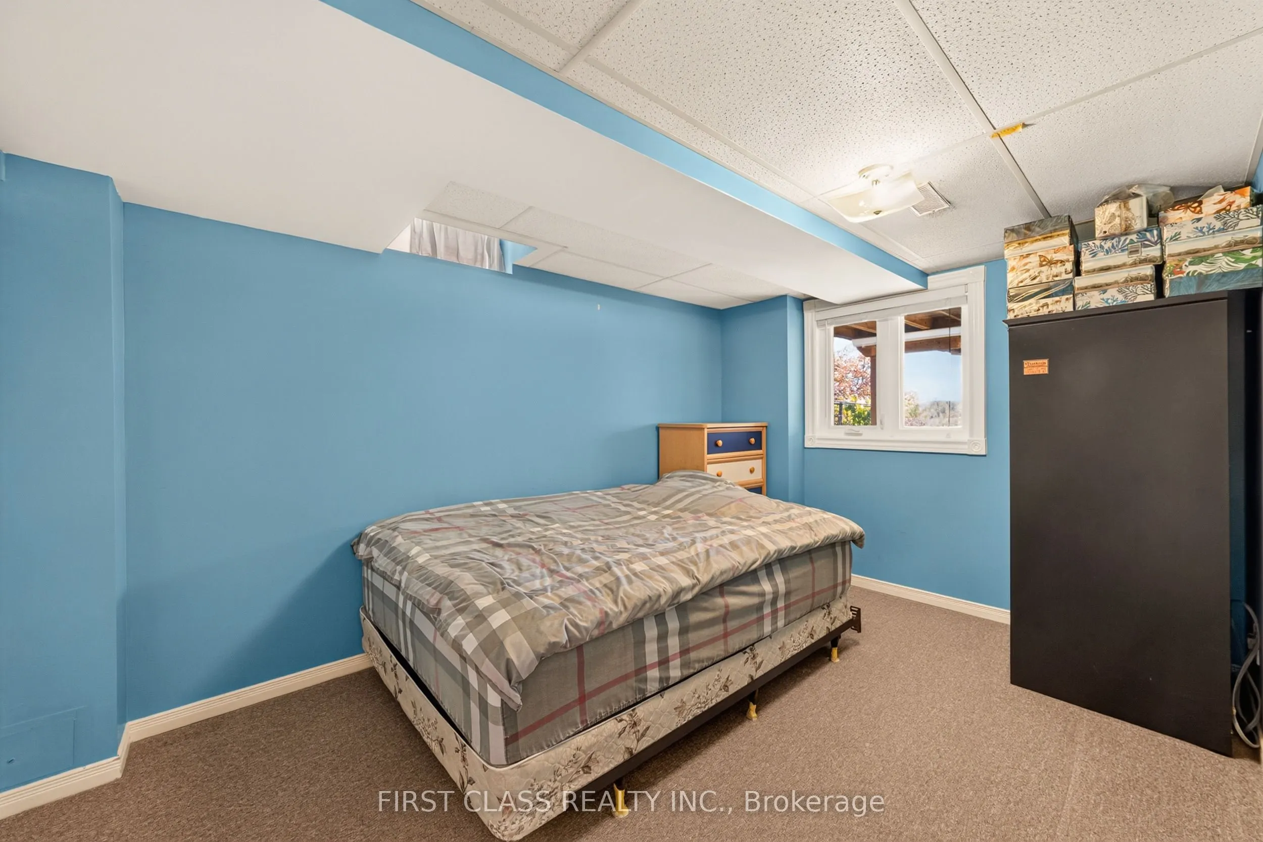 38 Pacific Wind Crescent