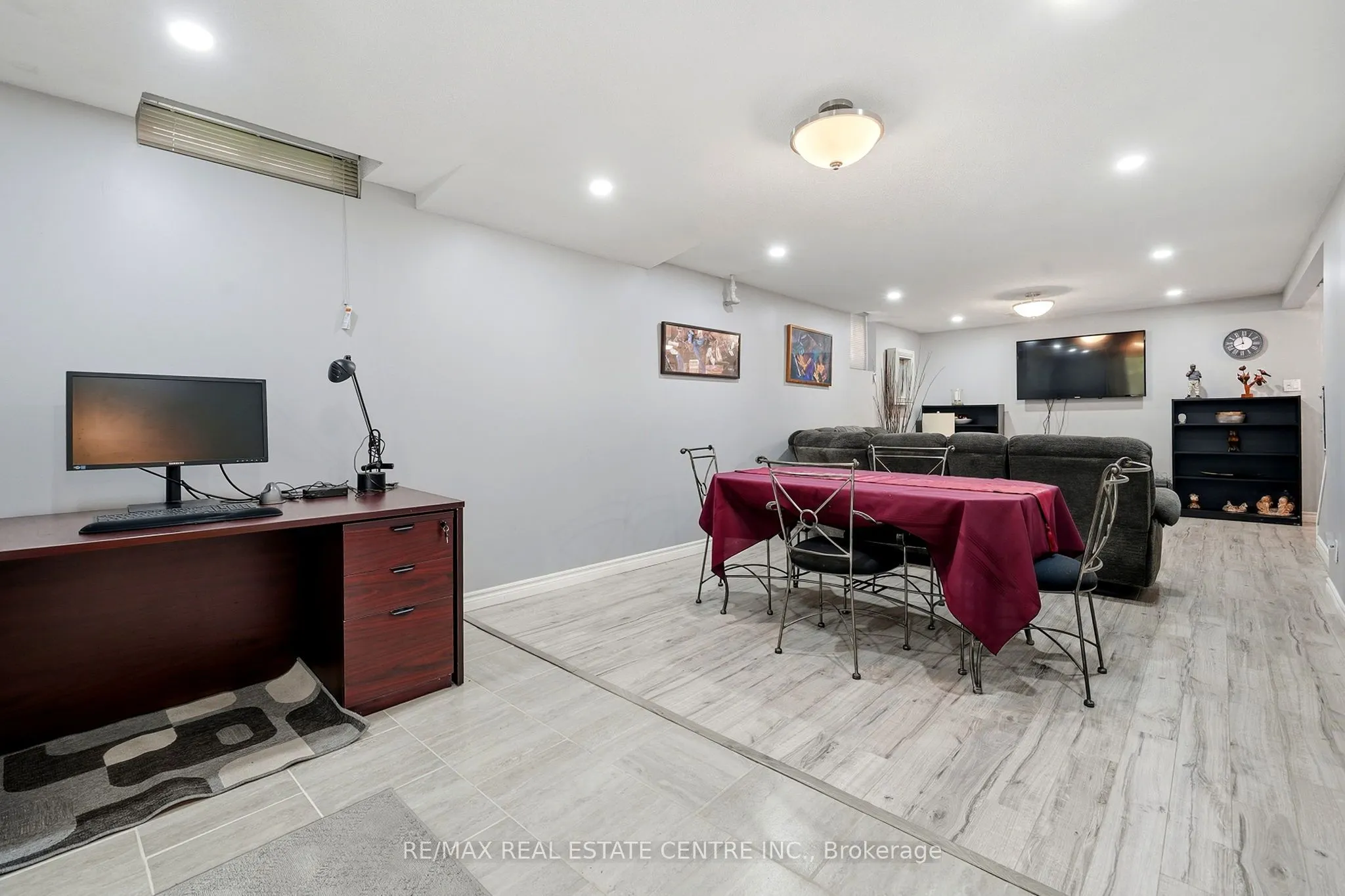 44 Madelaine Crescent