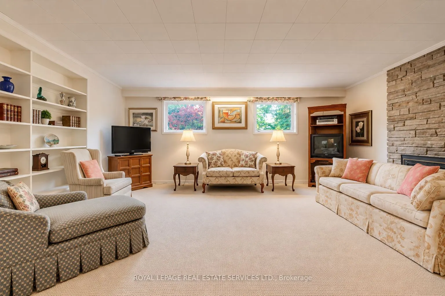 130 Solingate Drive
