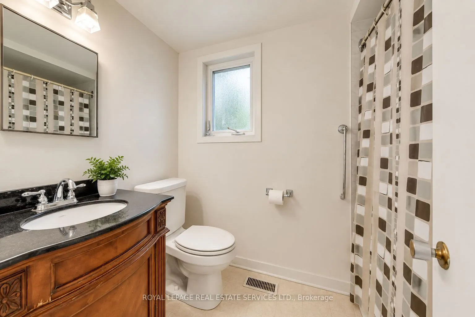 130 Solingate Drive