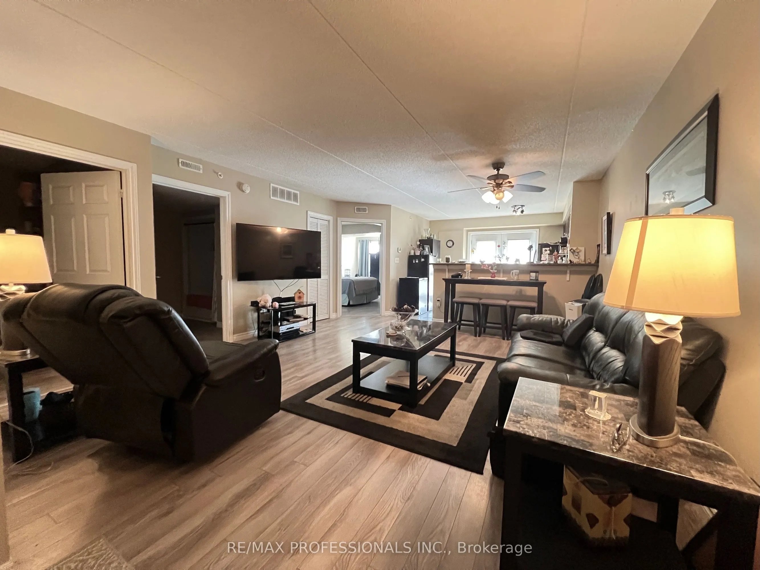 1390 Main Street E #107