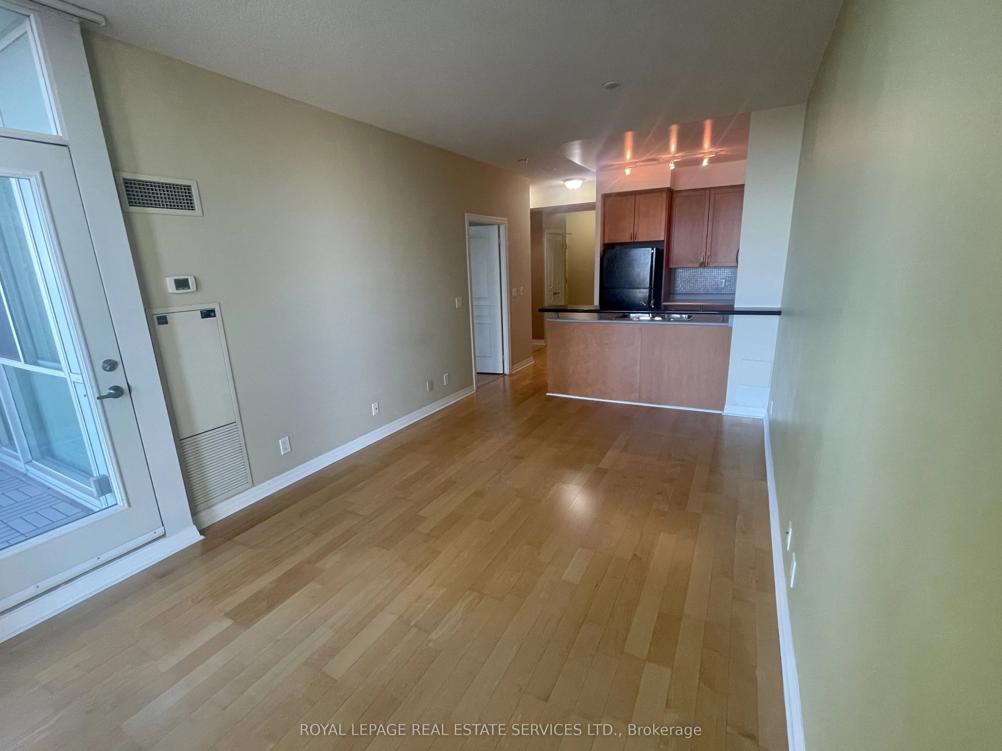 3939 Duke Of York Boulevard #2006