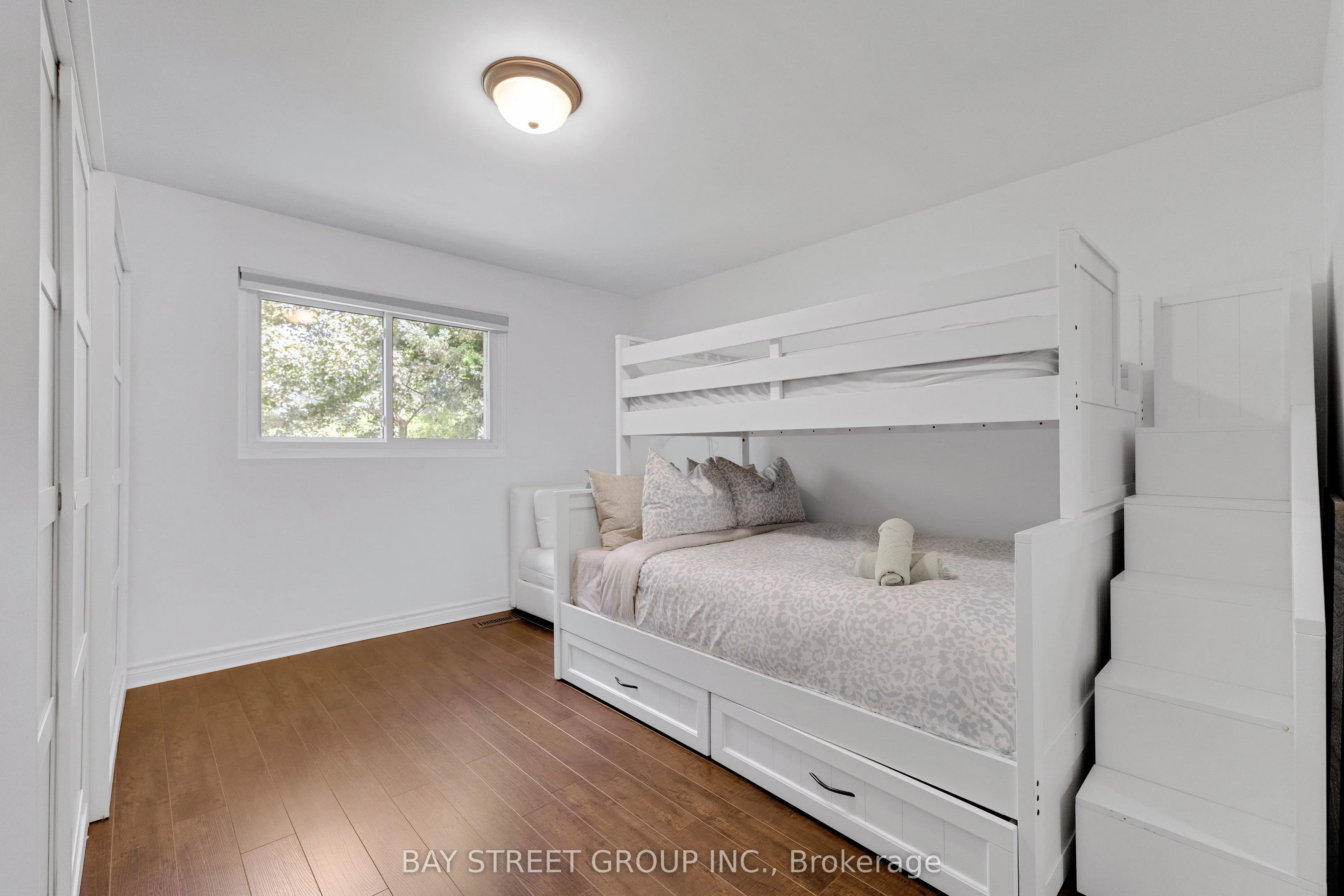 2283 Devon Road