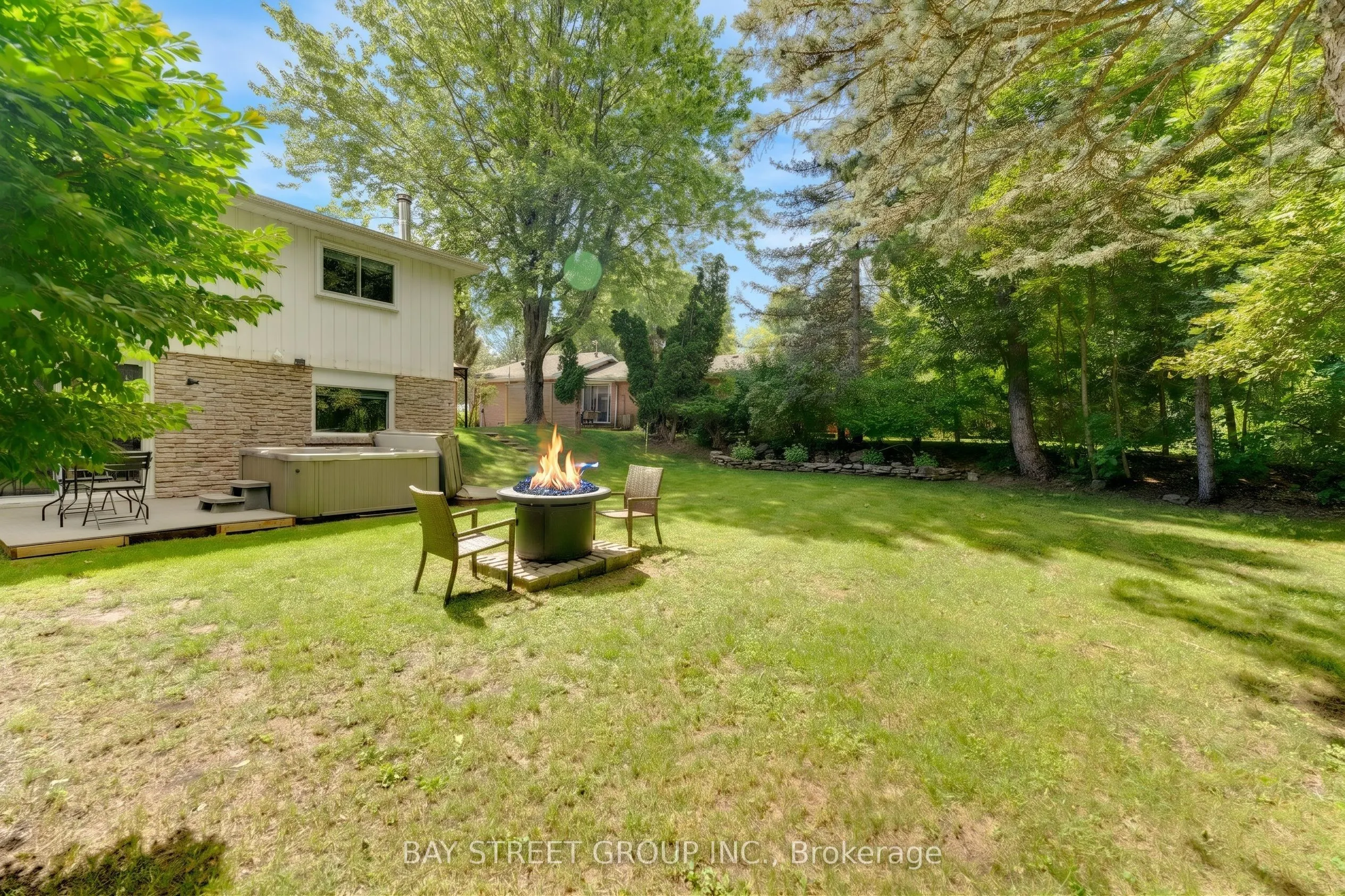 2283 Devon Road