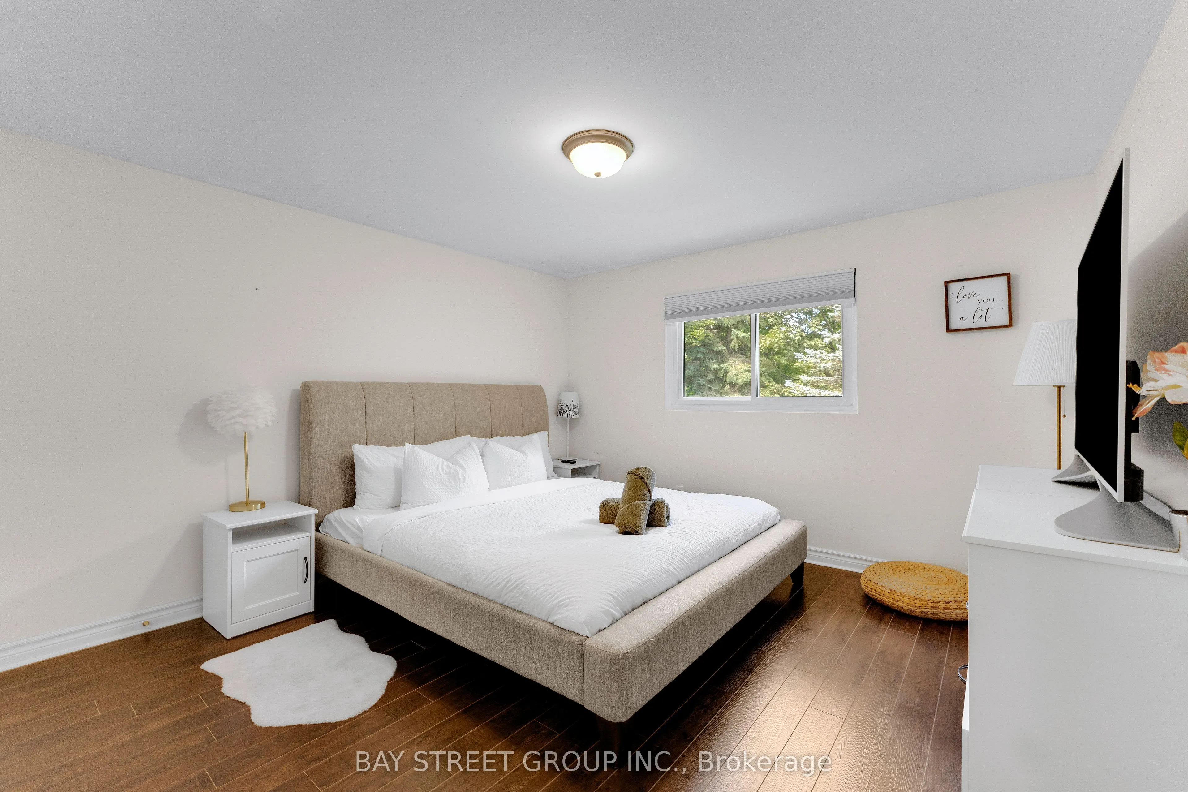 2283 Devon Road
