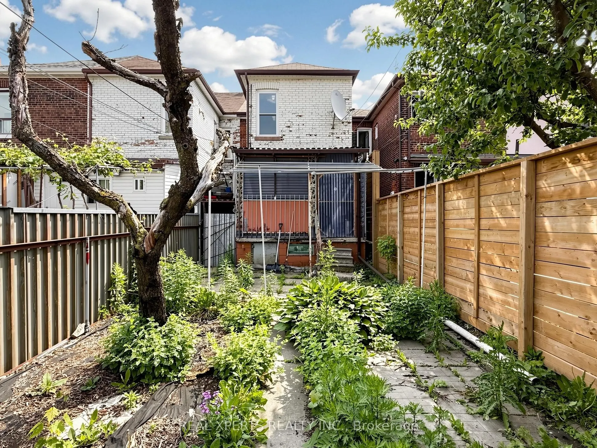52 Laughton Avenue