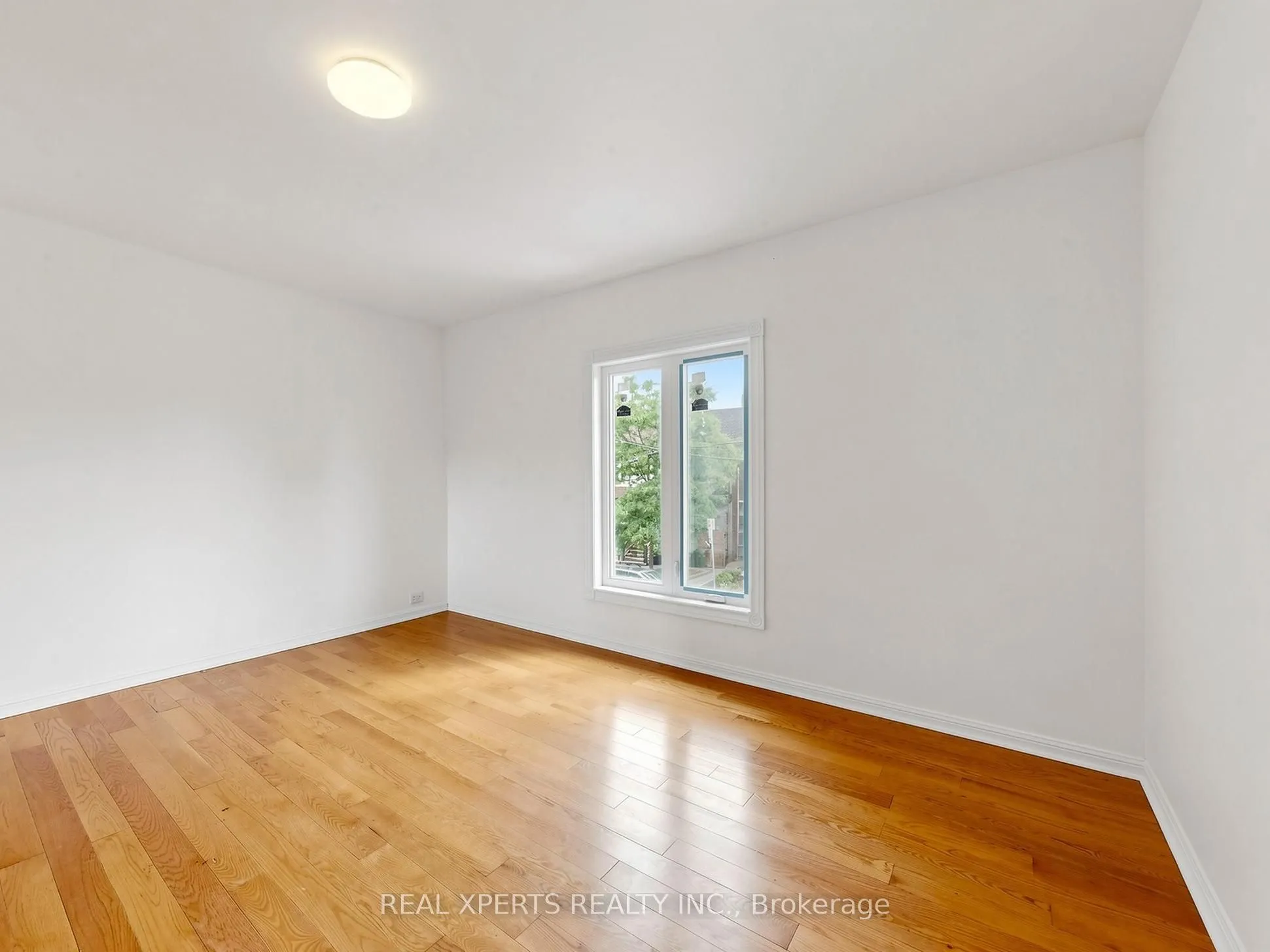 52 Laughton Avenue