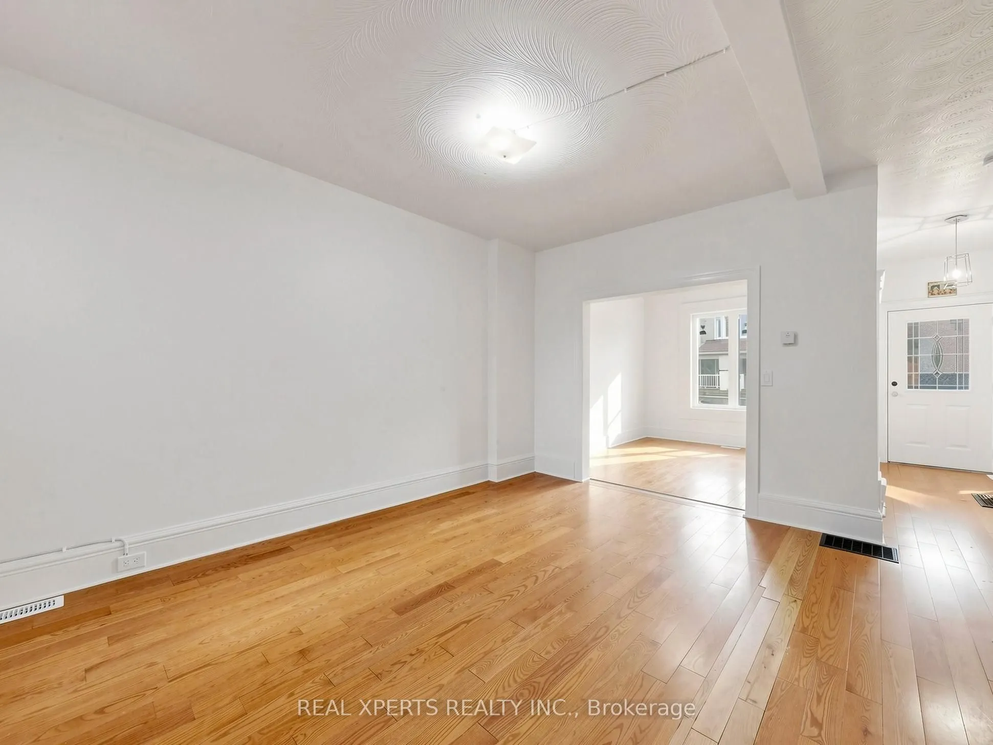 52 Laughton Avenue