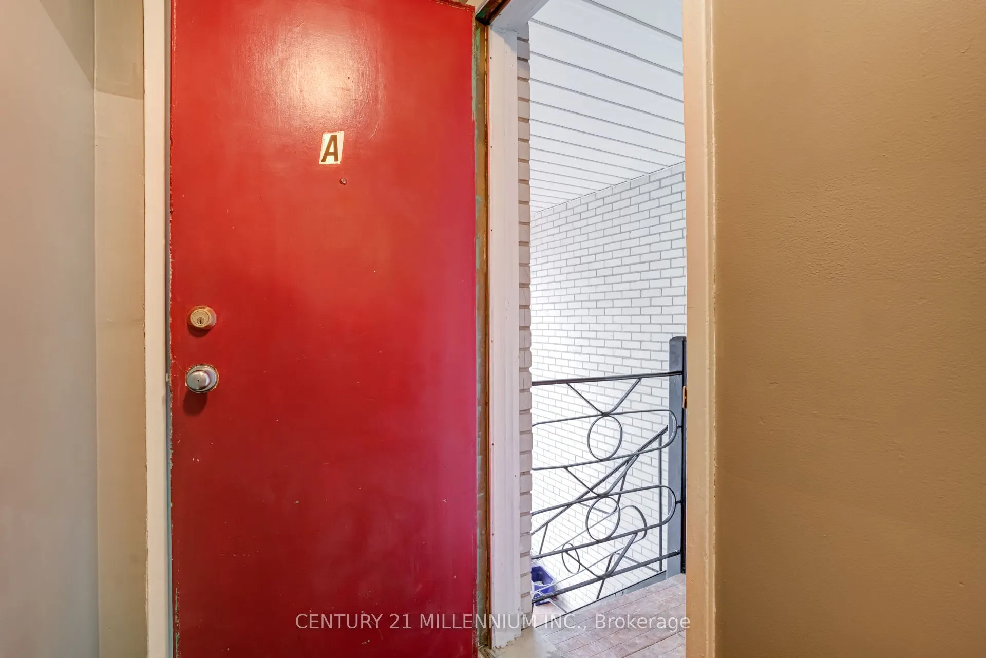 41 English Street #A