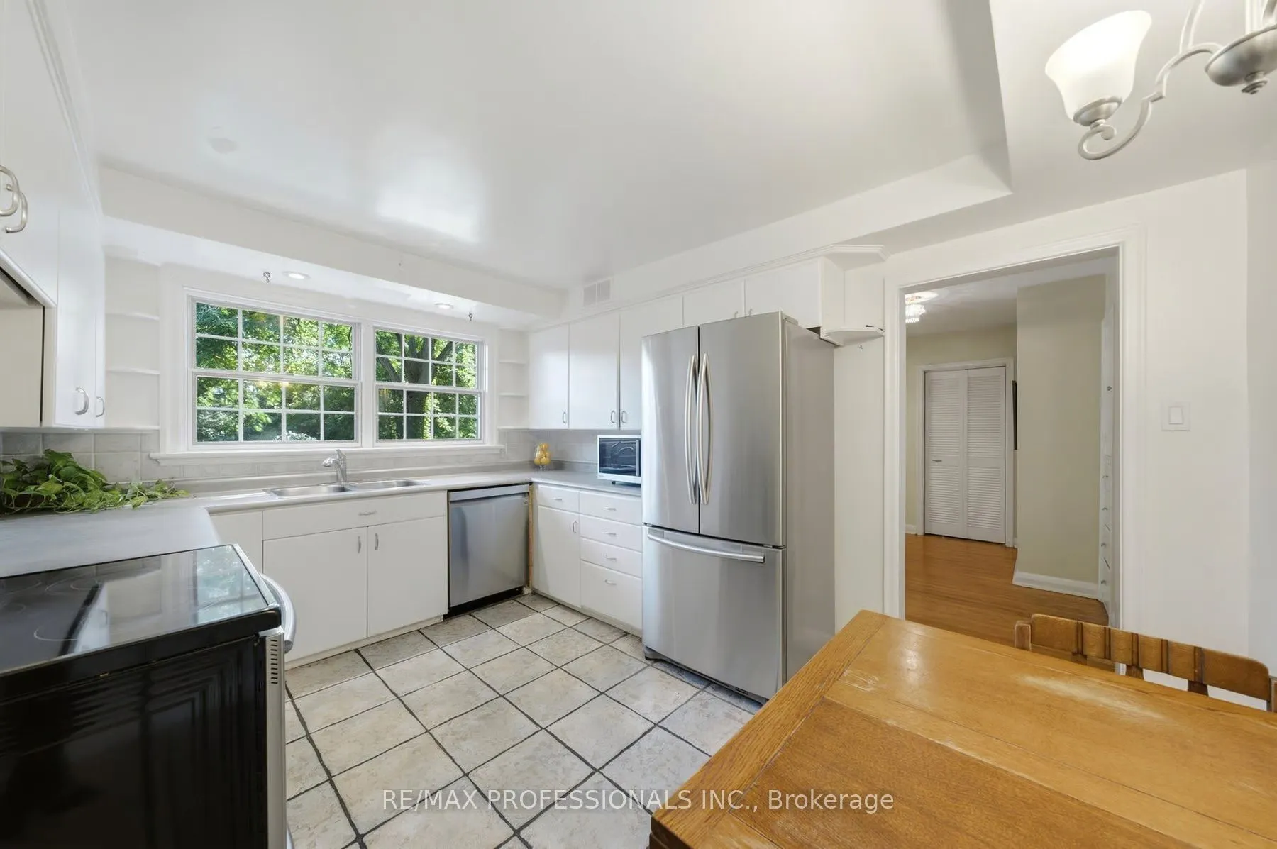 15 Hartfield Court
