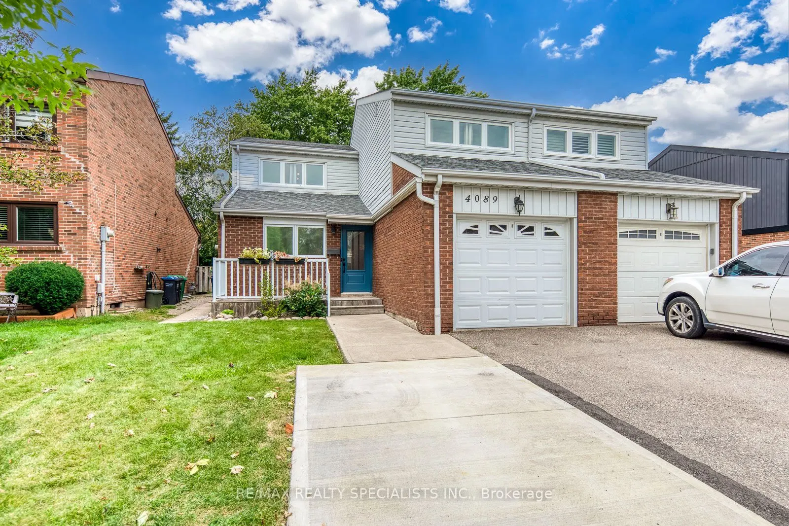 4089 BARBICAN Drive
