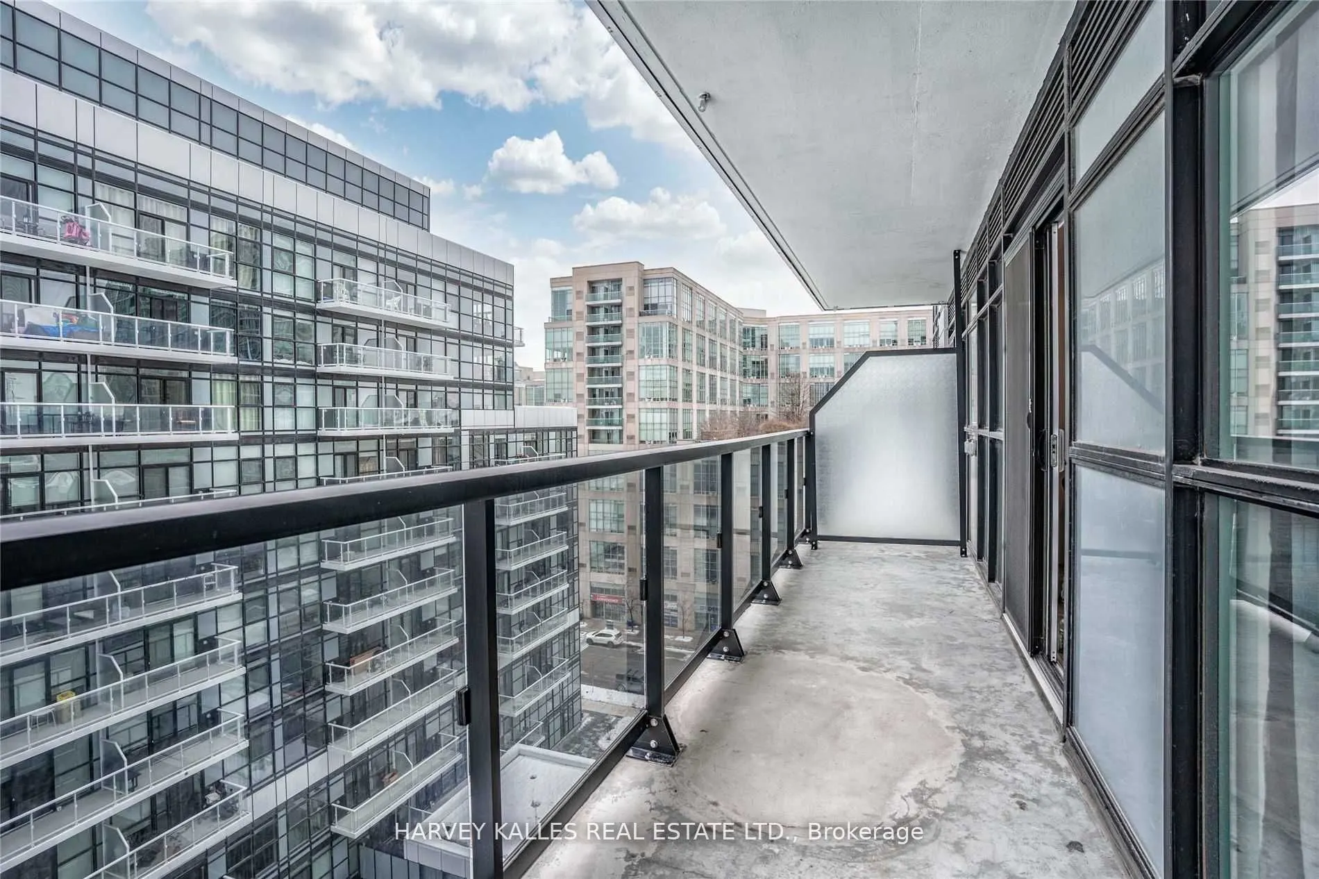 251 Manitoba Street #909