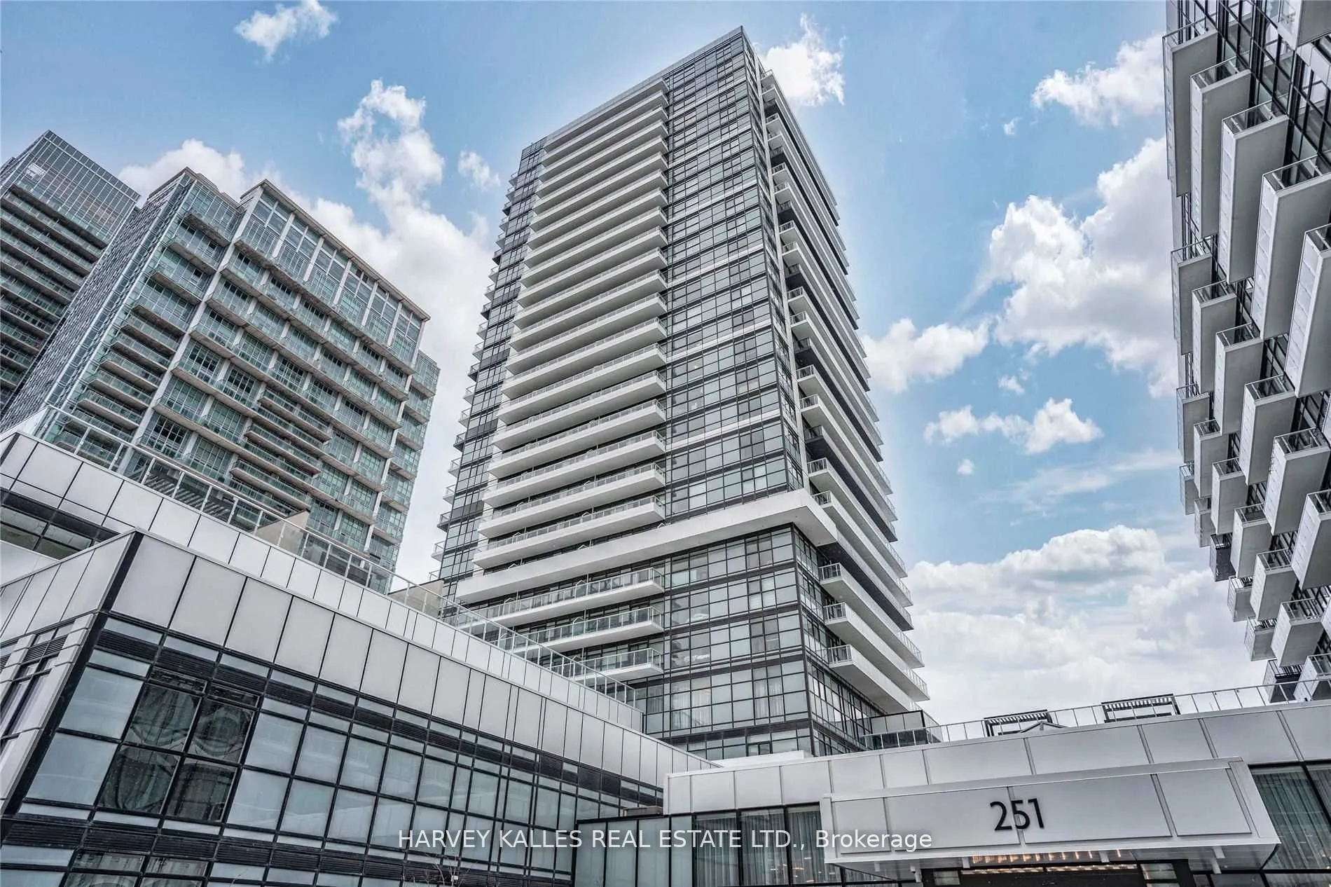 251 Manitoba Street #909