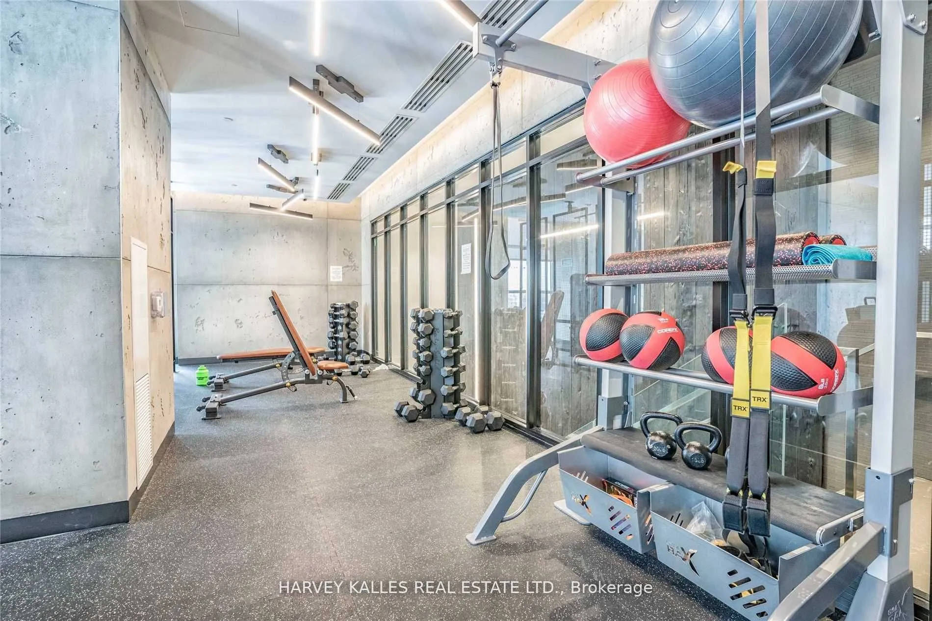 251 Manitoba Street #909