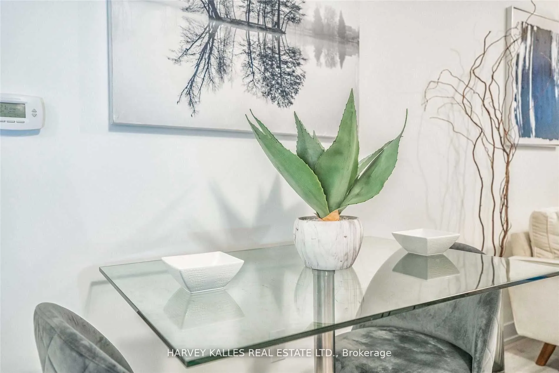 251 Manitoba Street #909