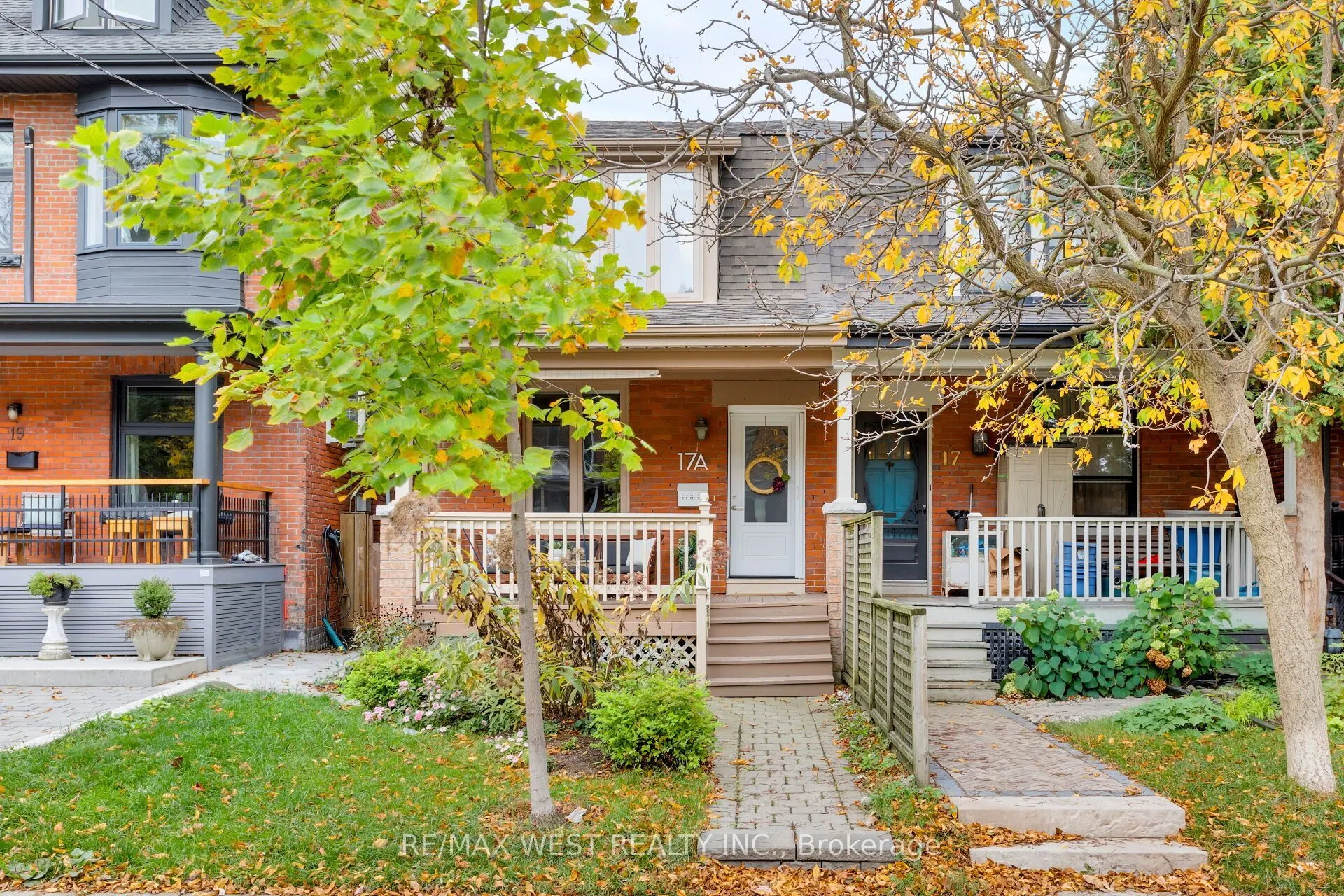 17A Cowan Avenue