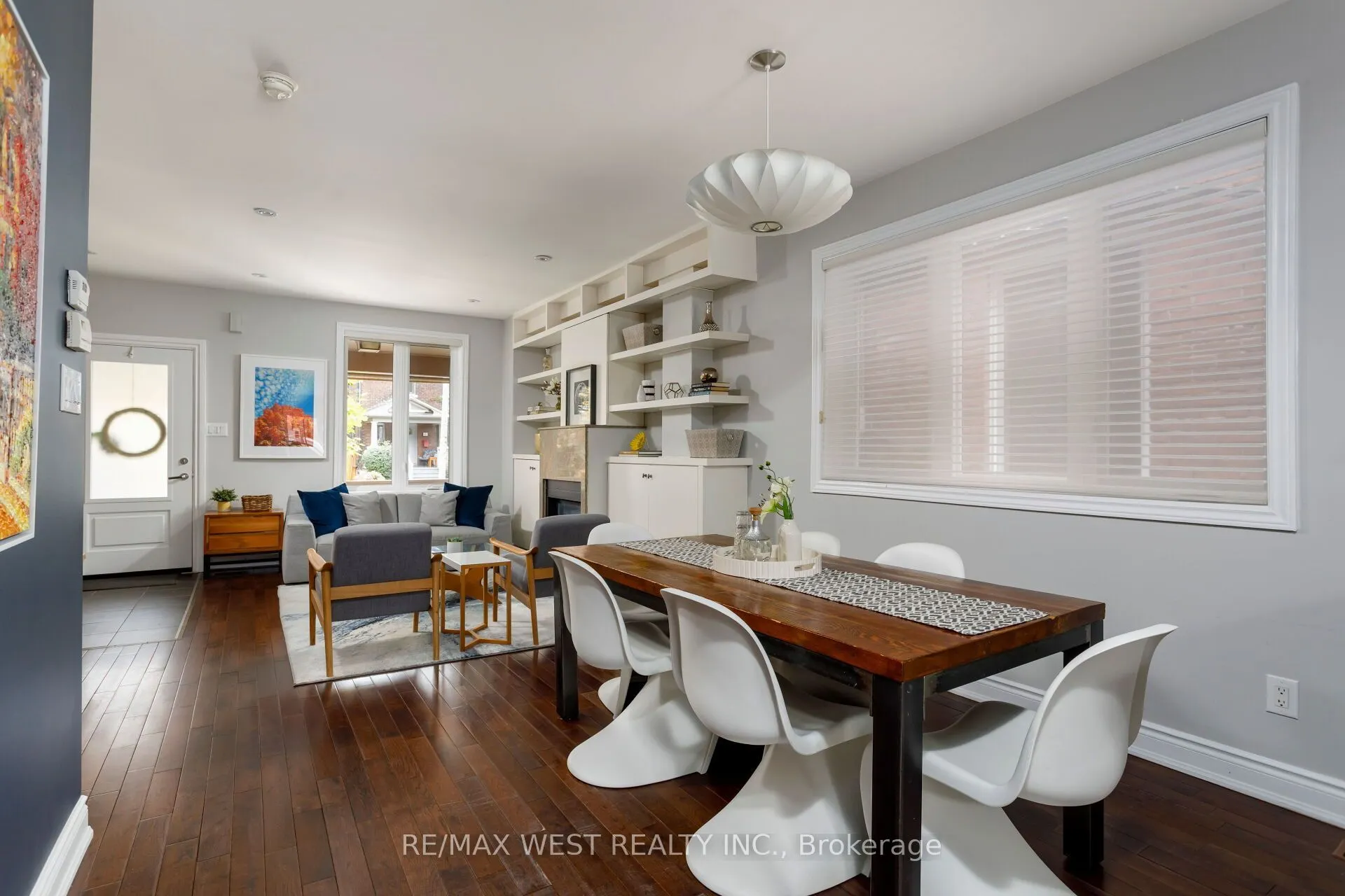17A Cowan Avenue