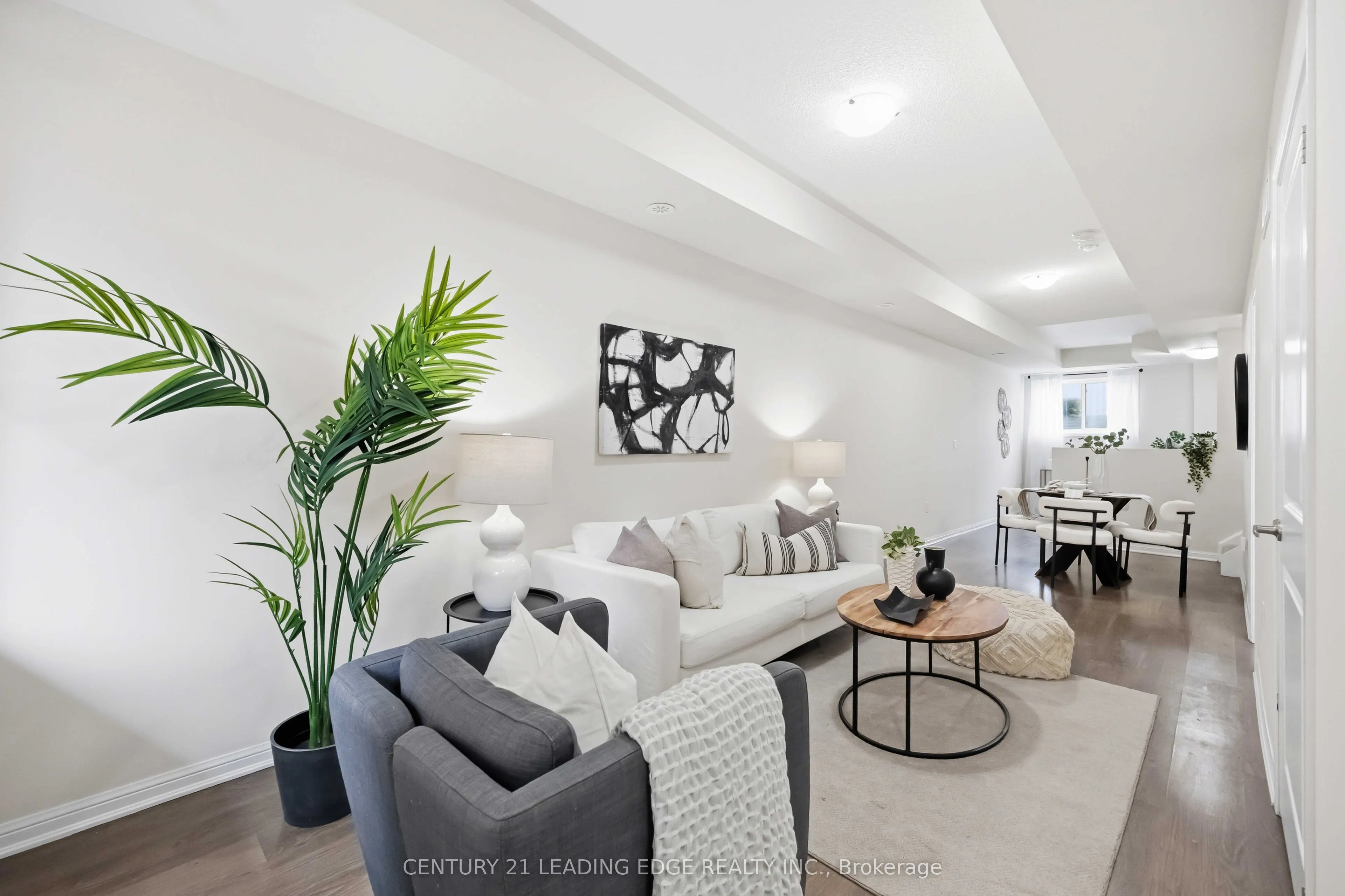 380 Hopewell Avenue #121