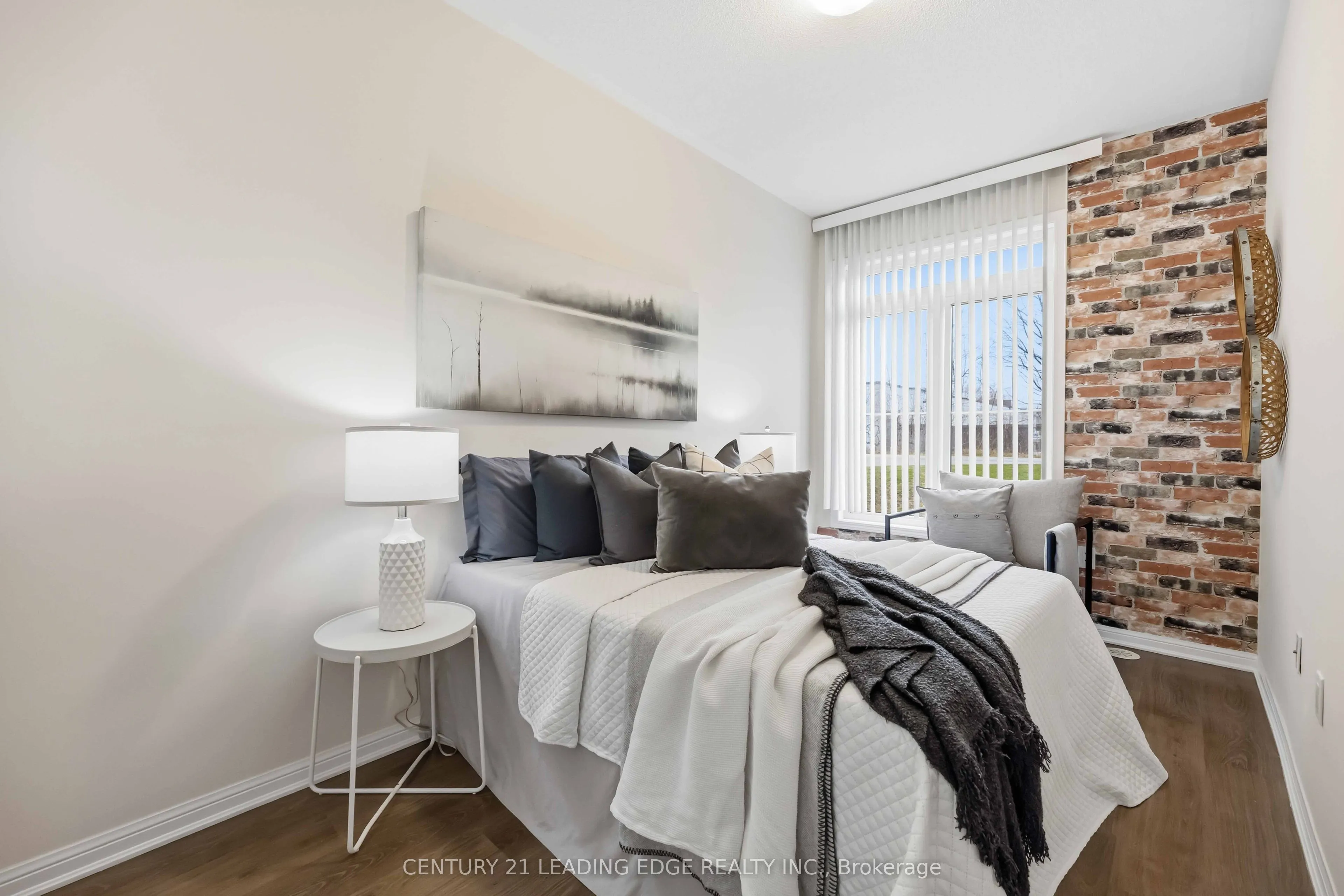380 Hopewell Avenue #121