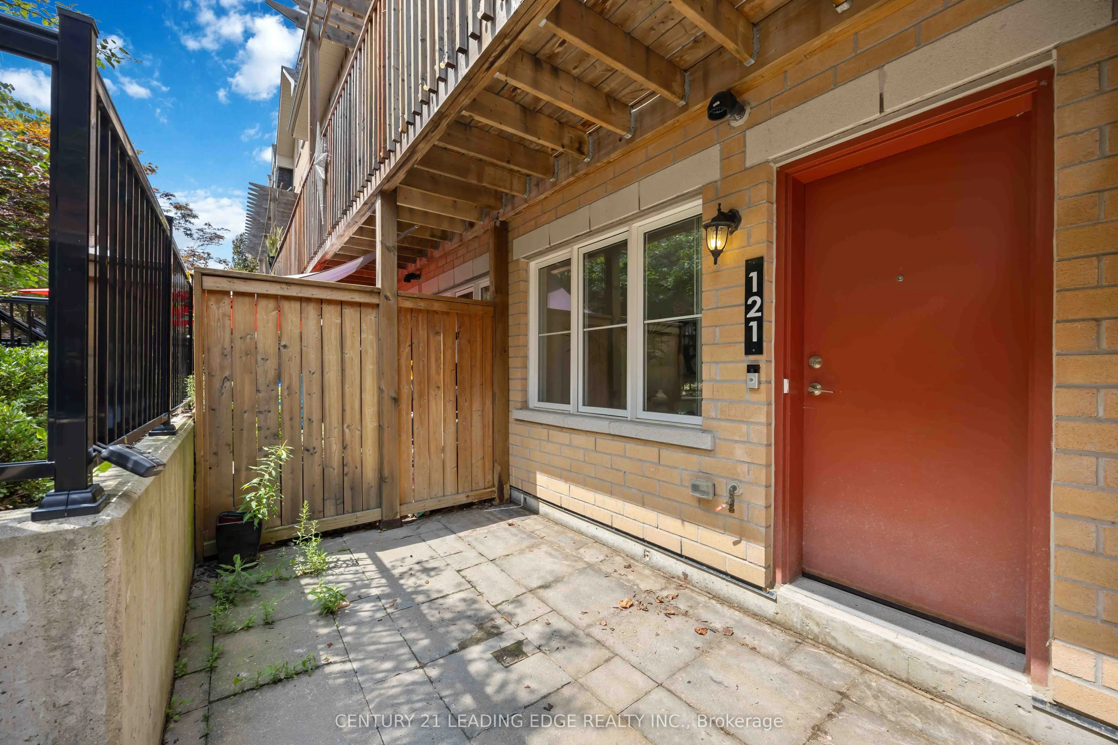 380 Hopewell Avenue #121