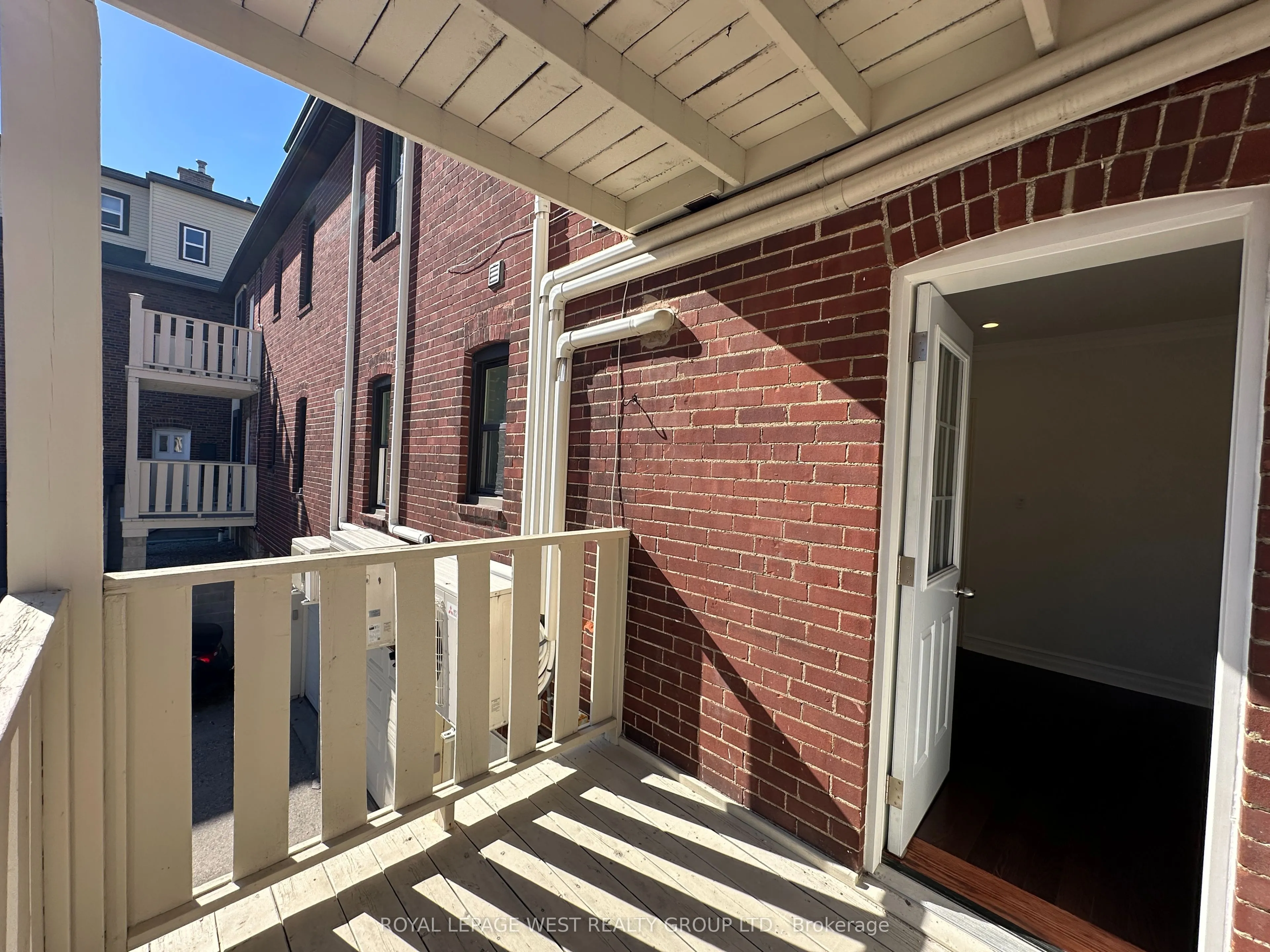 27 Mossom Road W #1