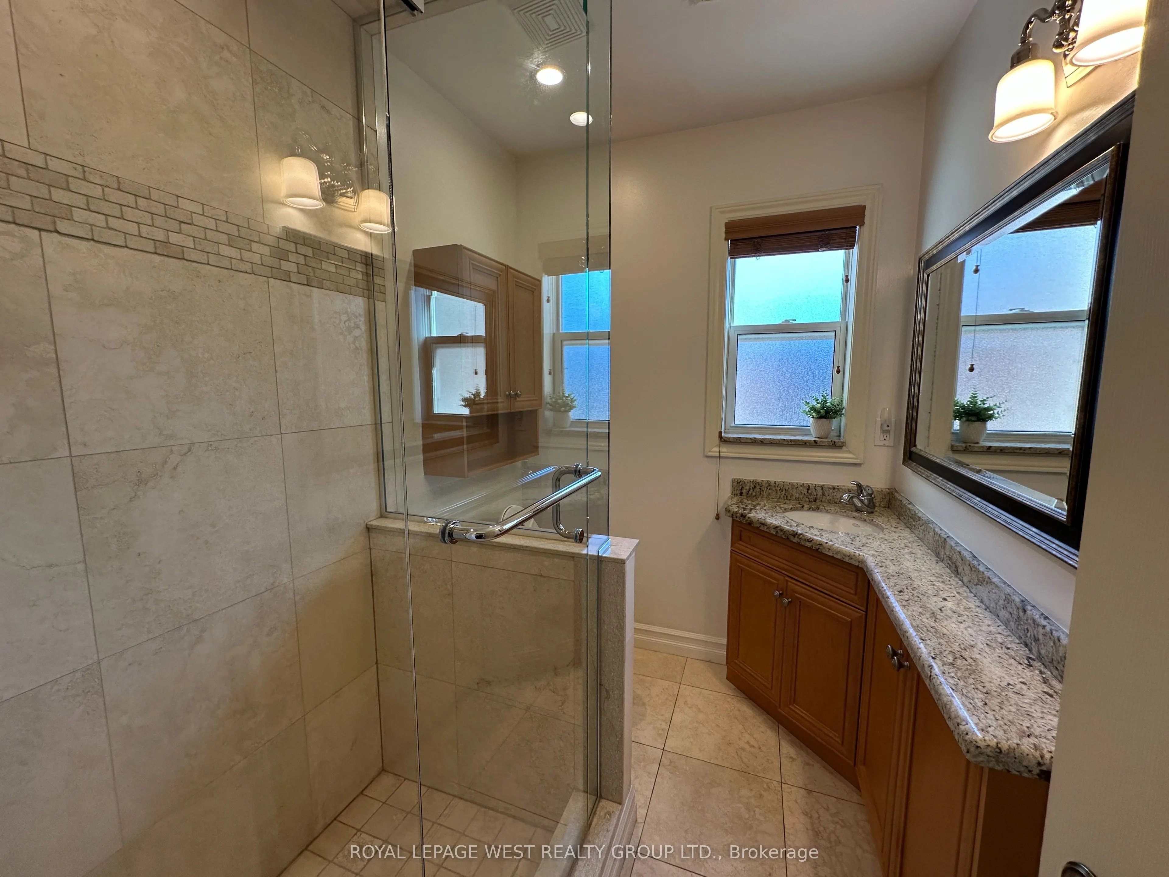 27 Mossom Road W #1