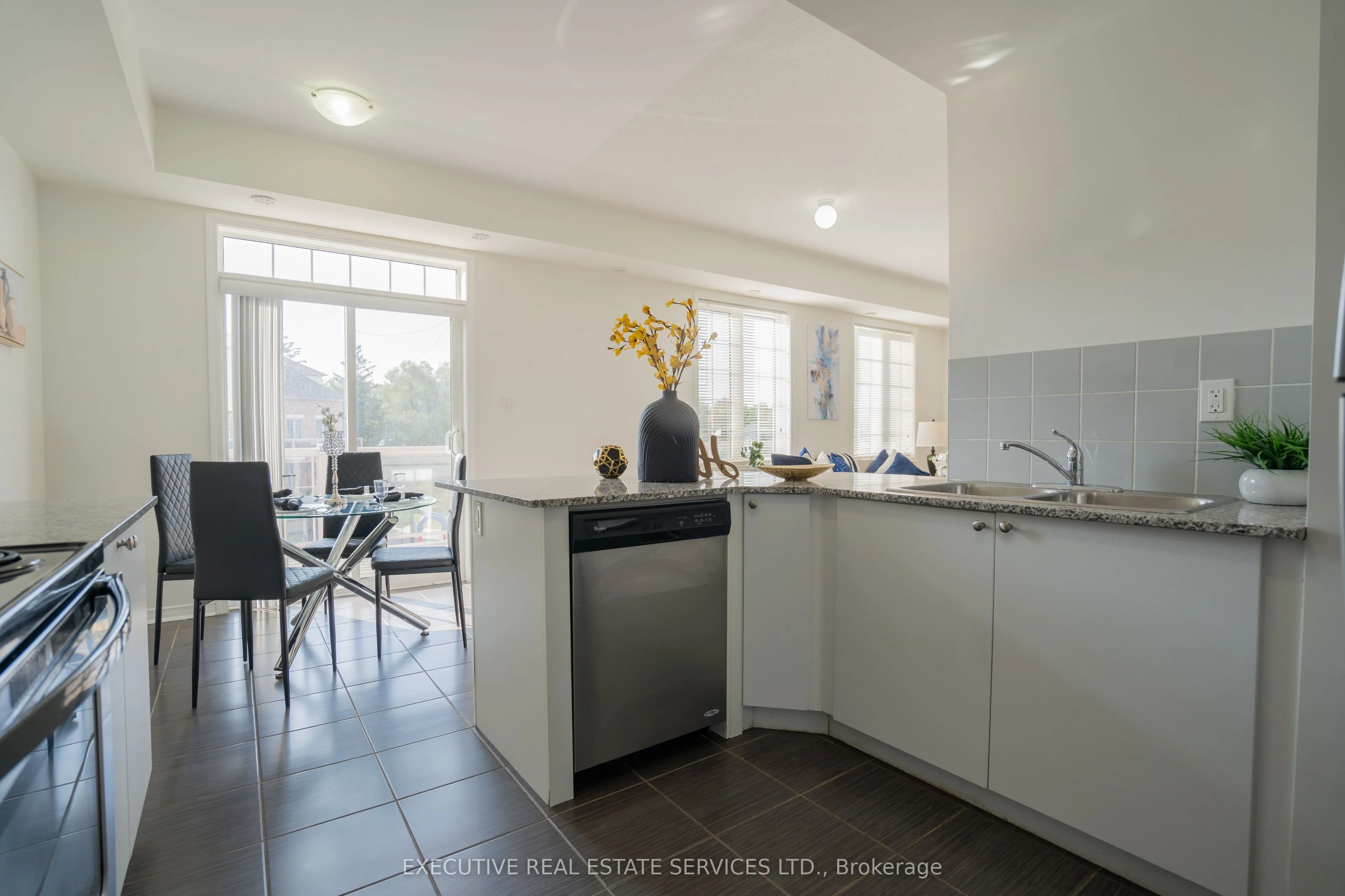 180 Howden Boulevard #10