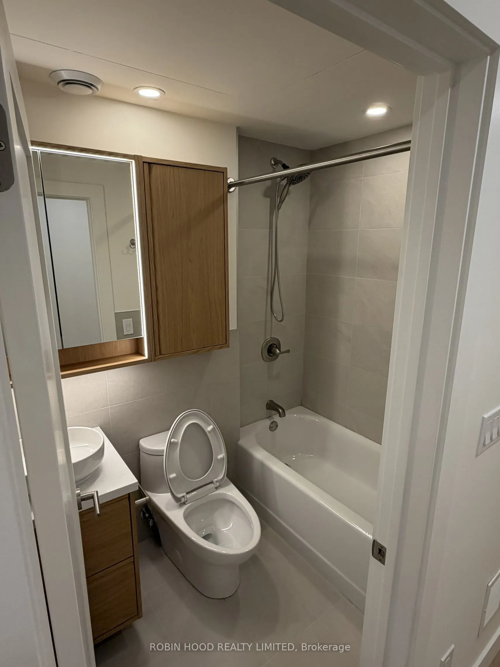 247 Pacific Avenue #4