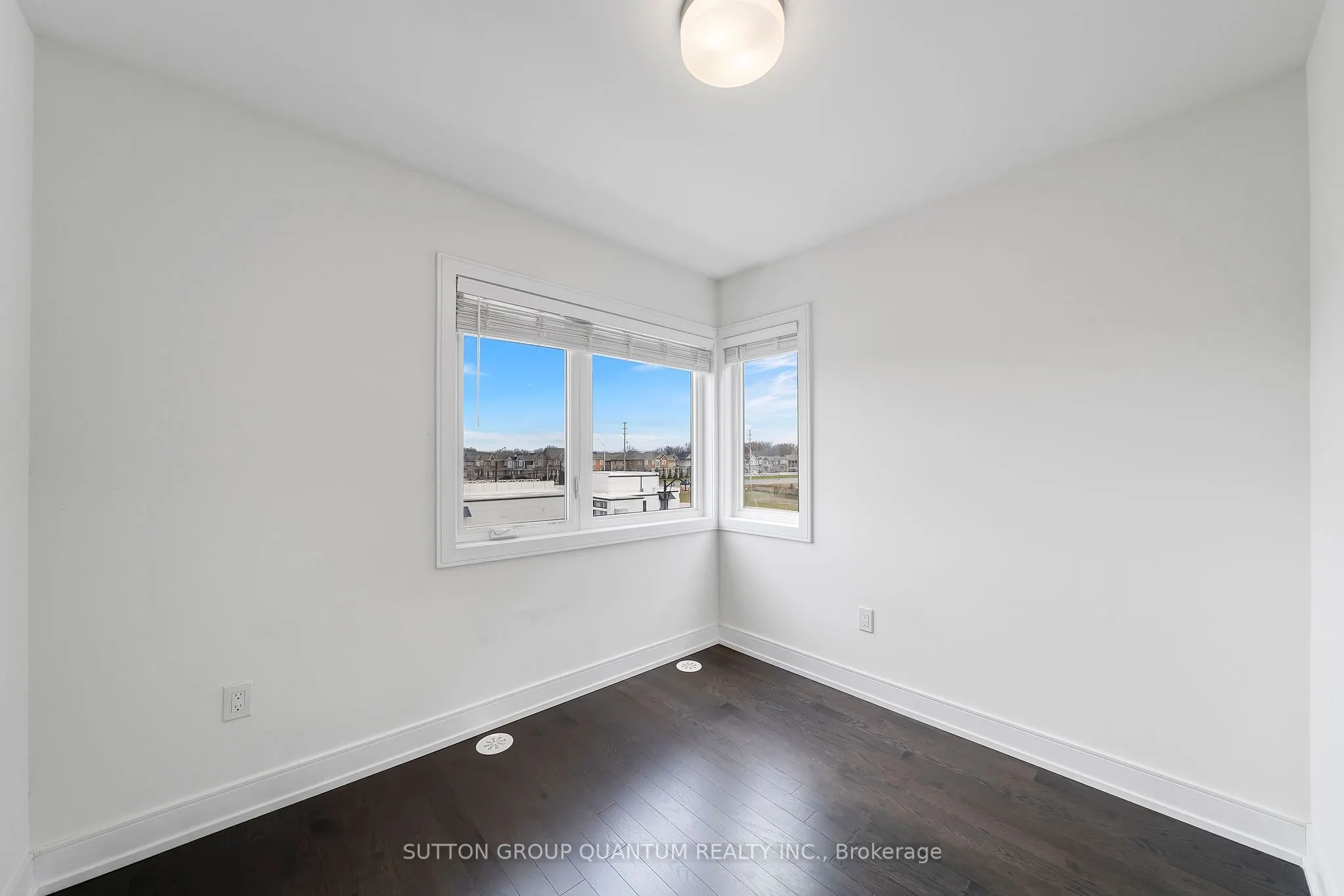 1401 Clarriage Court