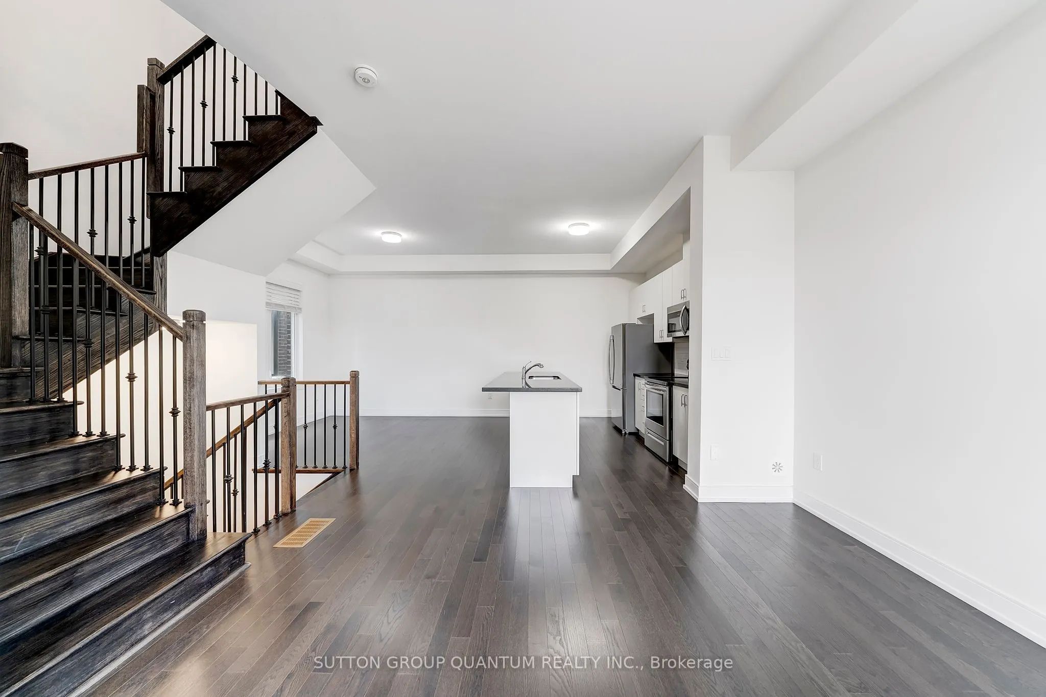 1401 Clarriage Court