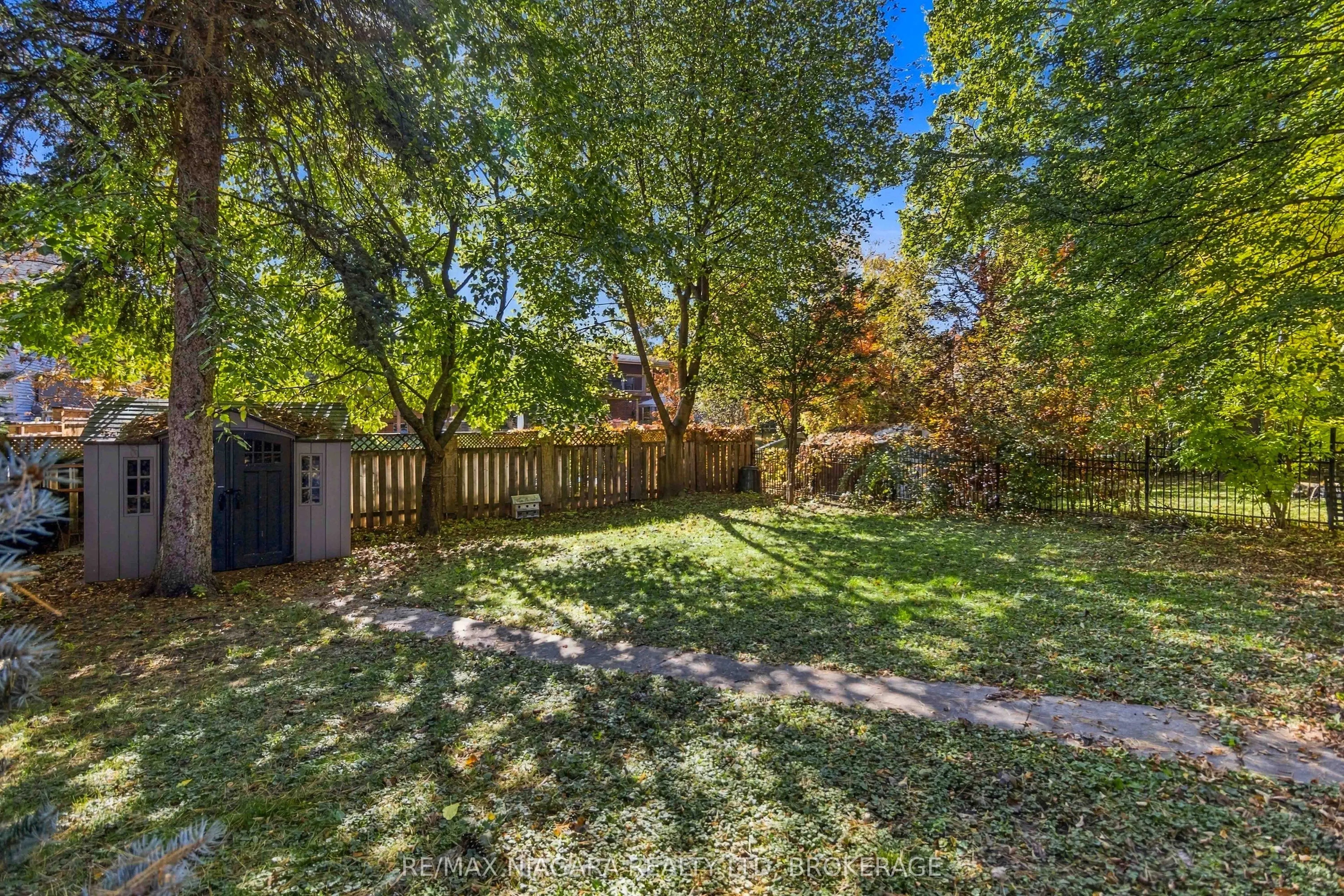 1852 Truscott Drive #Main