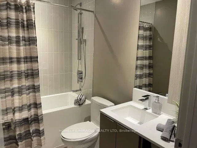 3900 Confederation Parkway #523