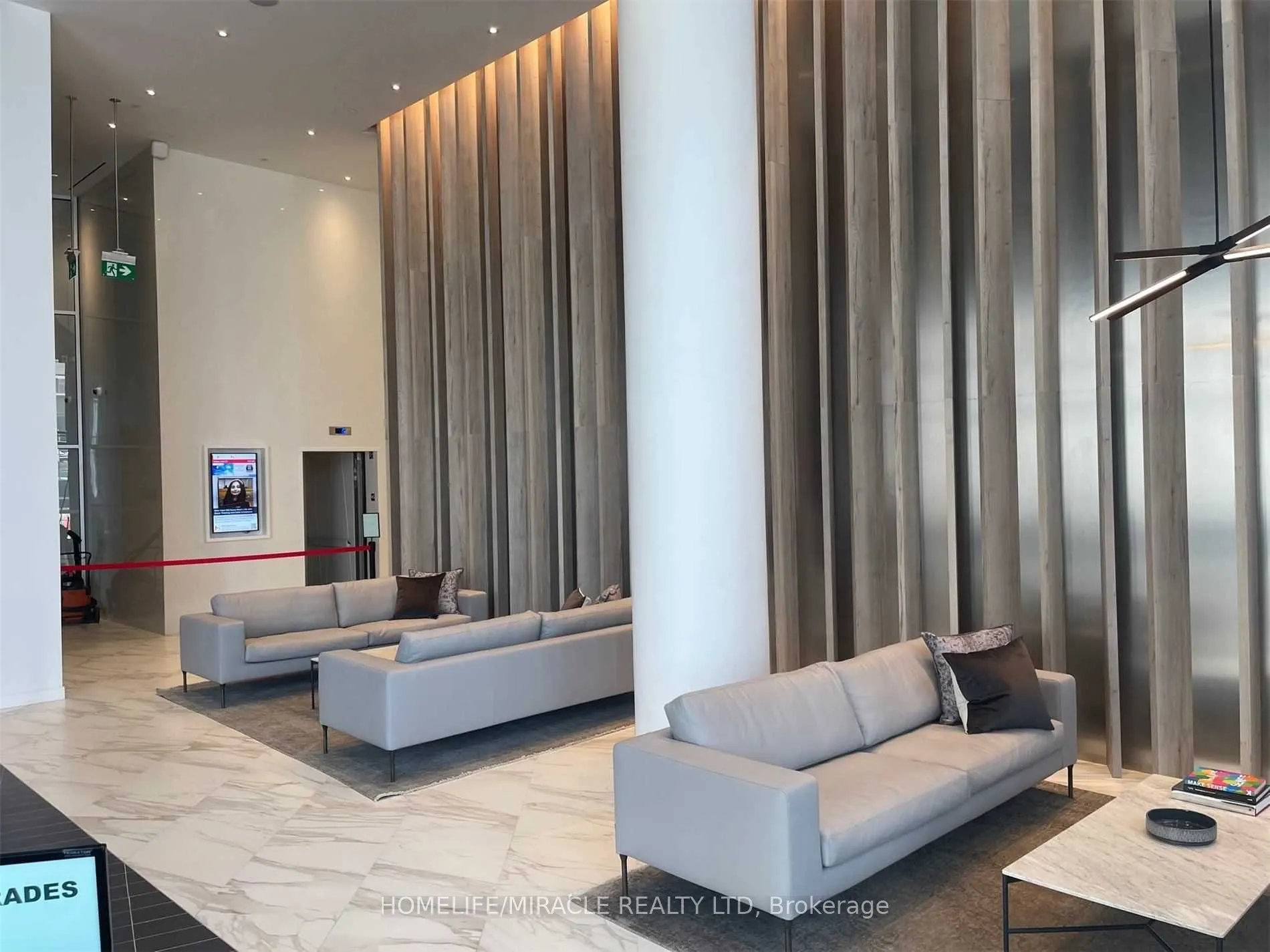 3900 Confederation Parkway #523