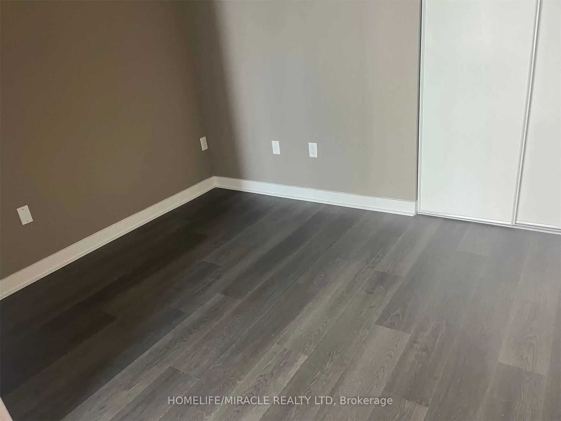 3900 Confederation Parkway #523